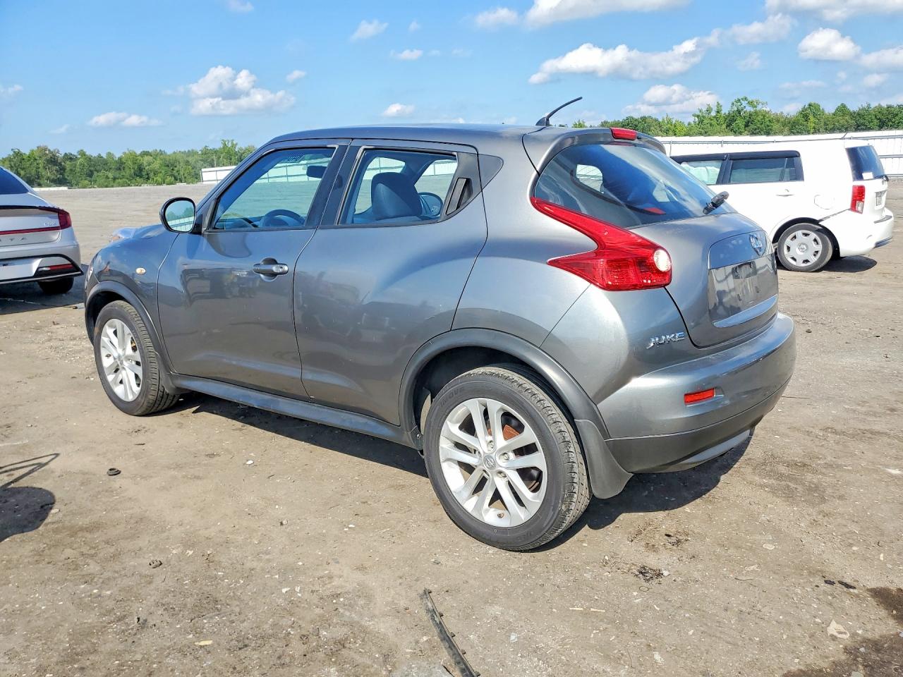 2011 Nissan Juke S Gray vin: JN8AF5MR4BT002431