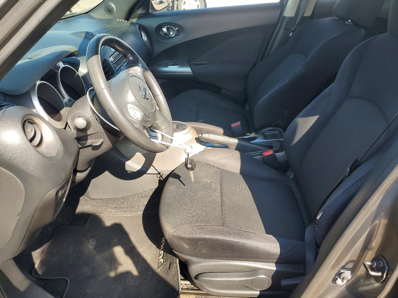 2011 Nissan Juke S Gray vin: JN8AF5MR4BT002431