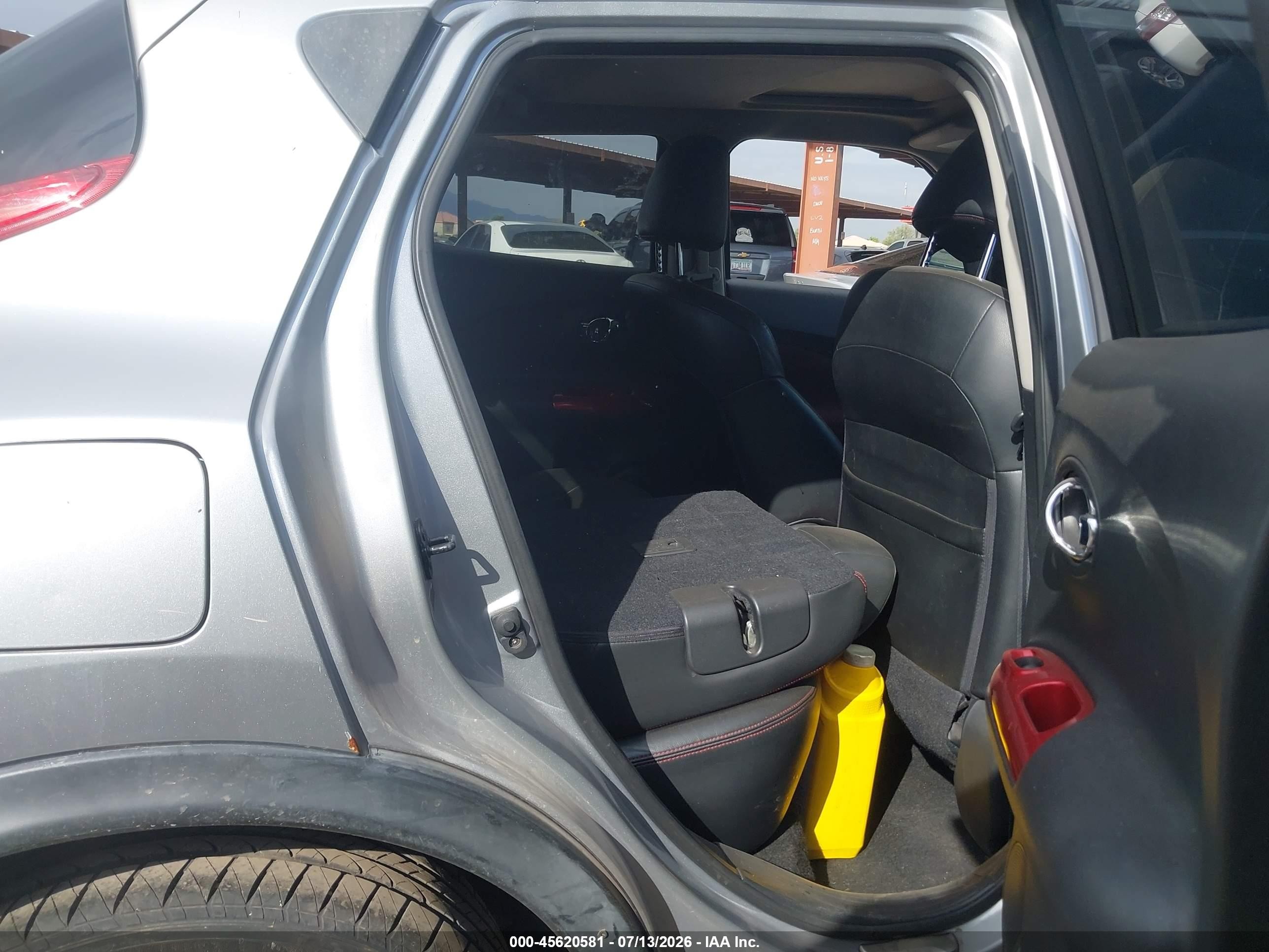 2011 Nissan Juke Sl Silver vin: JN8AF5MR4BT003613