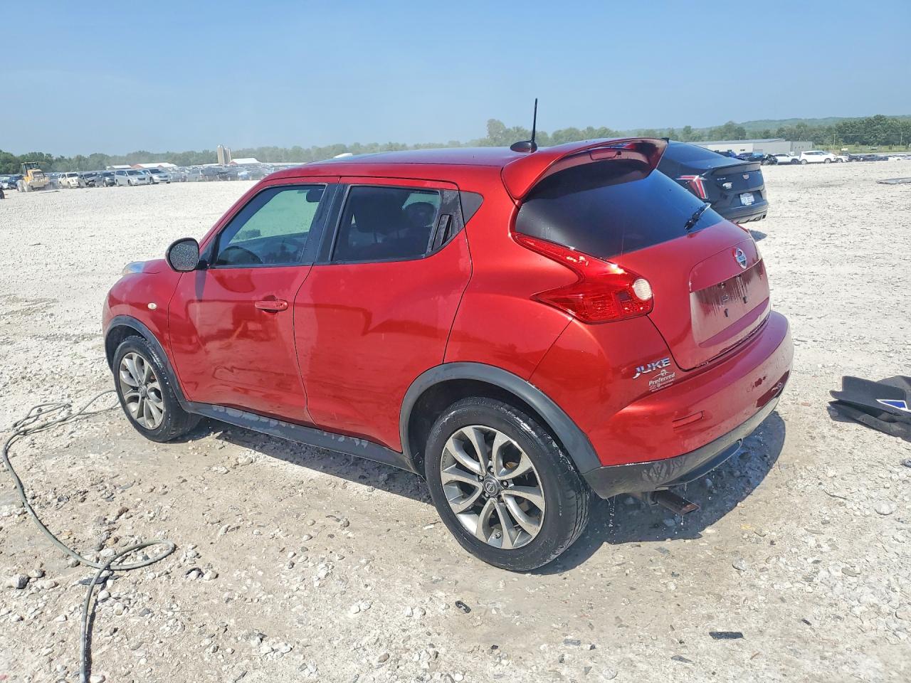2011 Nissan Juke S Red vin: JN8AF5MR4BT022243