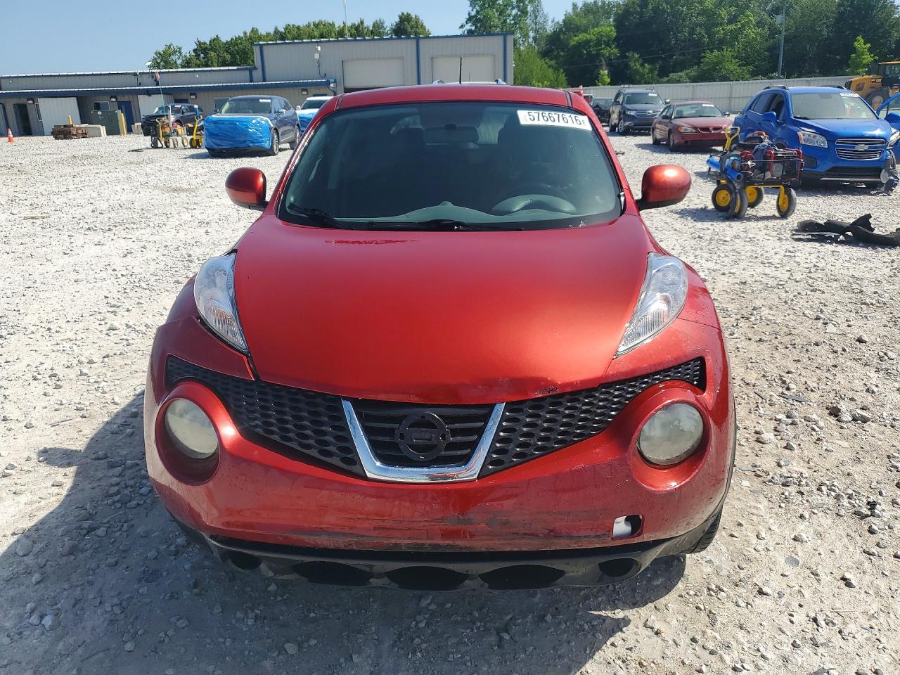 2011 Nissan Juke S Red vin: JN8AF5MR4BT022243