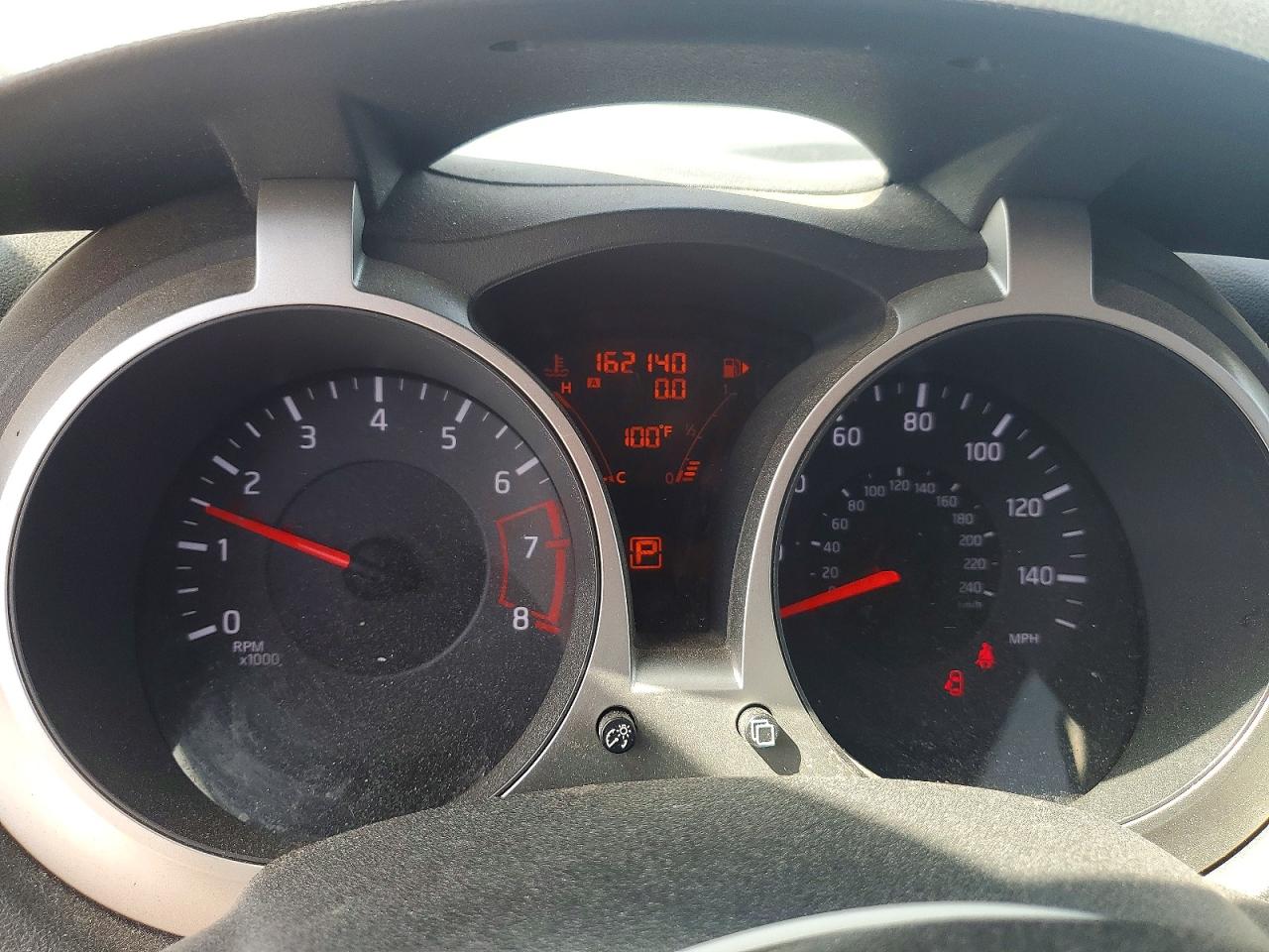 2011 Nissan Juke S Red vin: JN8AF5MR4BT022243