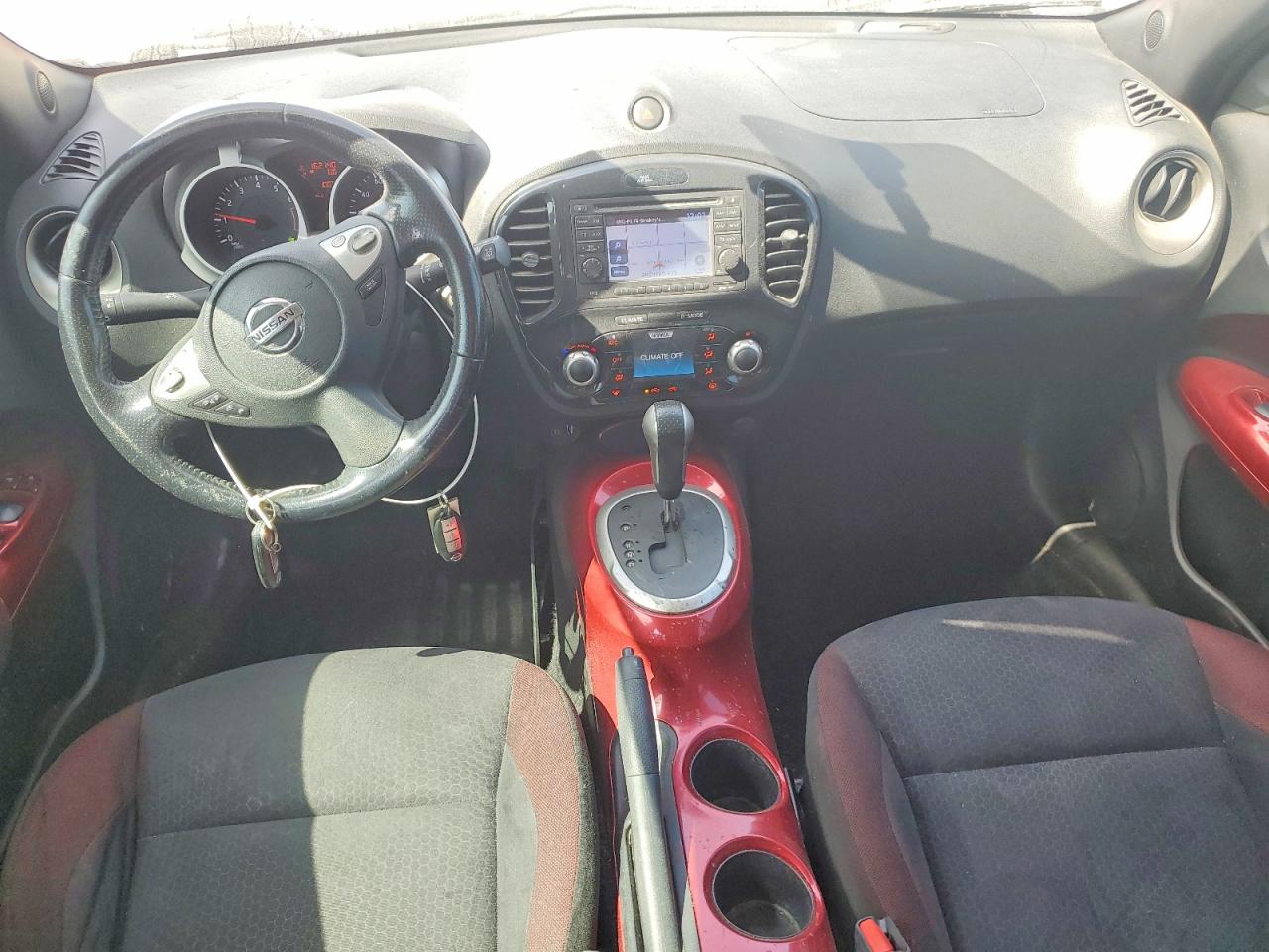 2011 Nissan Juke S Red vin: JN8AF5MR4BT022243
