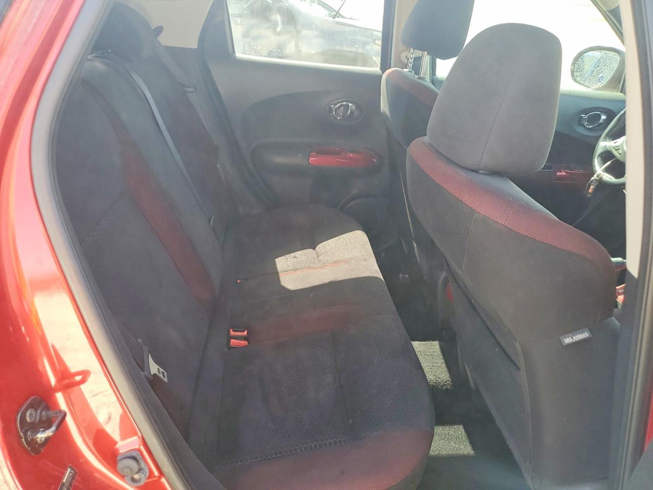 2011 Nissan Juke S Red vin: JN8AF5MR4BT022243