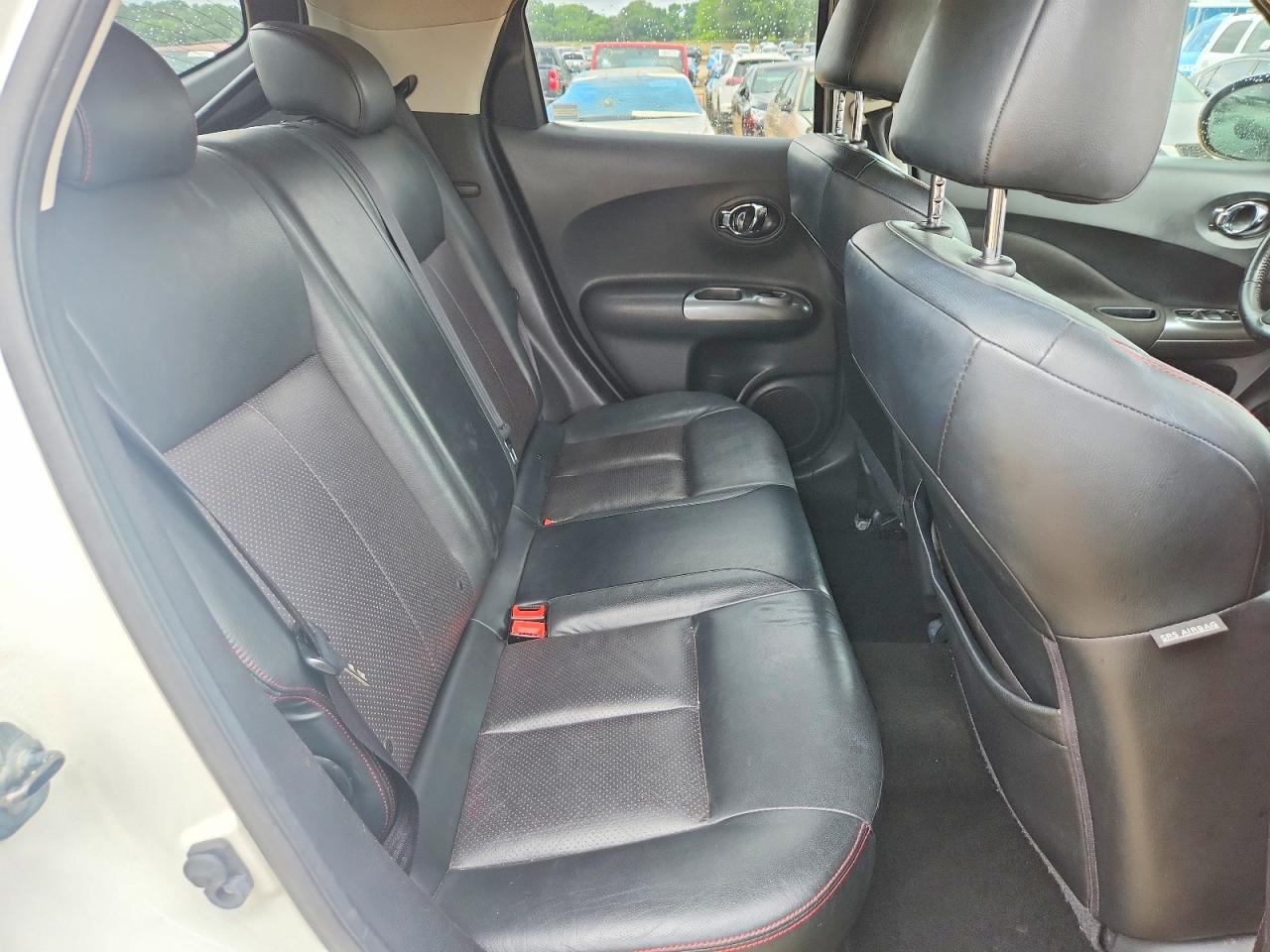 2013 Nissan Juke S White vin: JN8AF5MR4DT211302