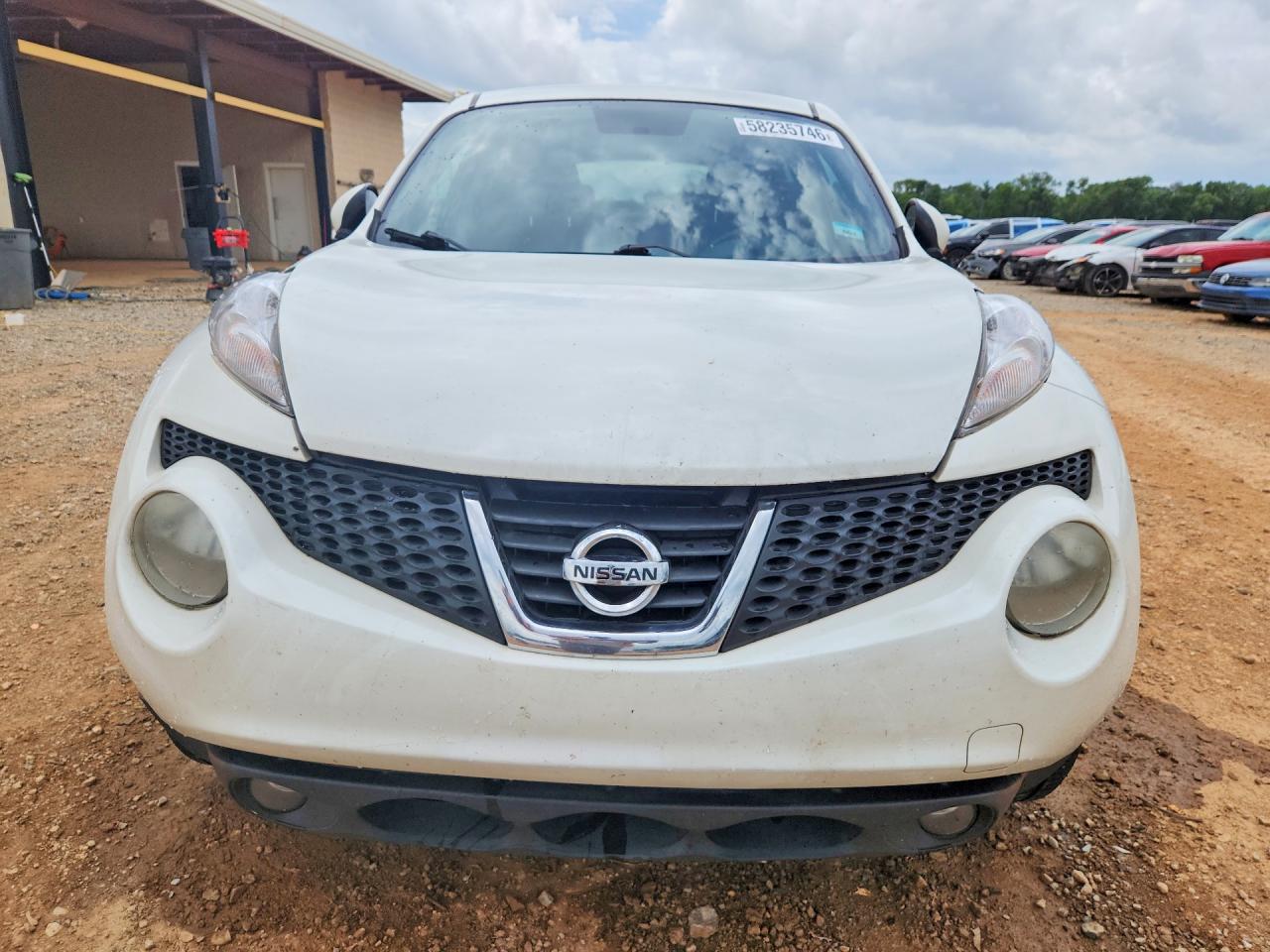 2013 Nissan Juke S White vin: JN8AF5MR4DT211302