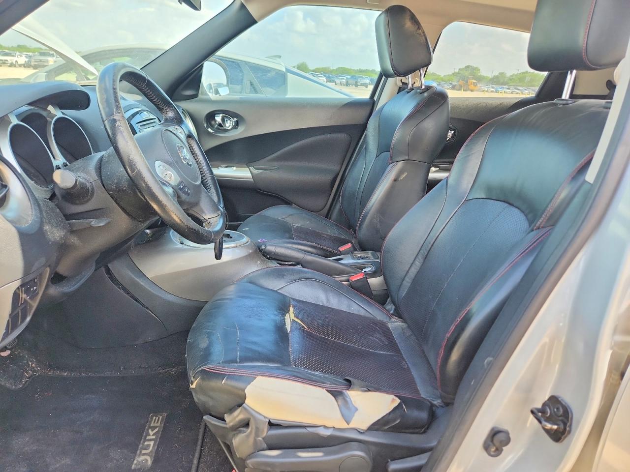 2013 Nissan Juke S Silver vin: JN8AF5MR4DT212224
