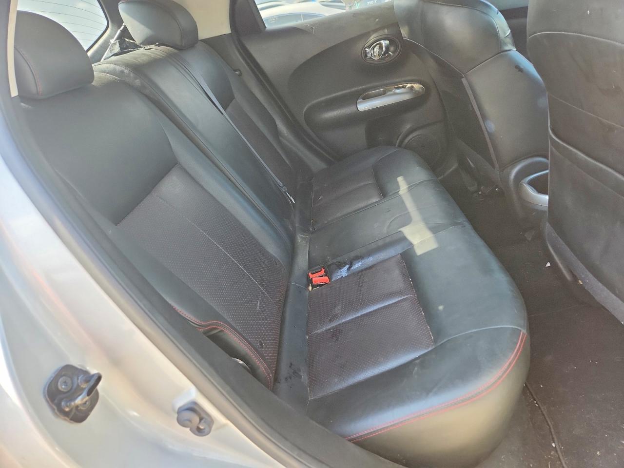 2013 Nissan Juke S Silver vin: JN8AF5MR4DT212224