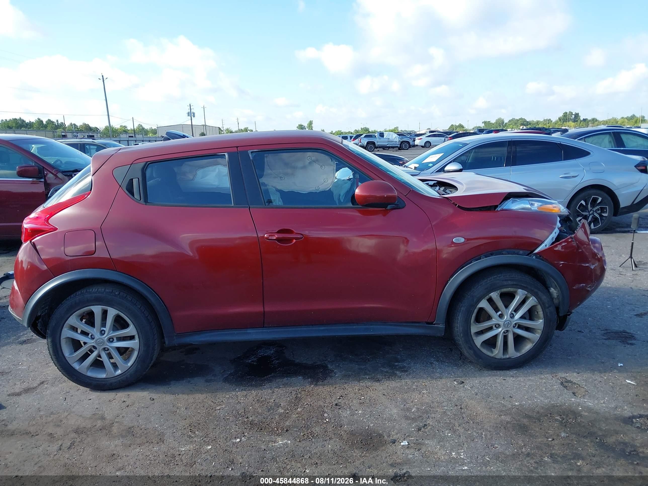 2013 Nissan Juke S Красный vin: JN8AF5MR4DT218461