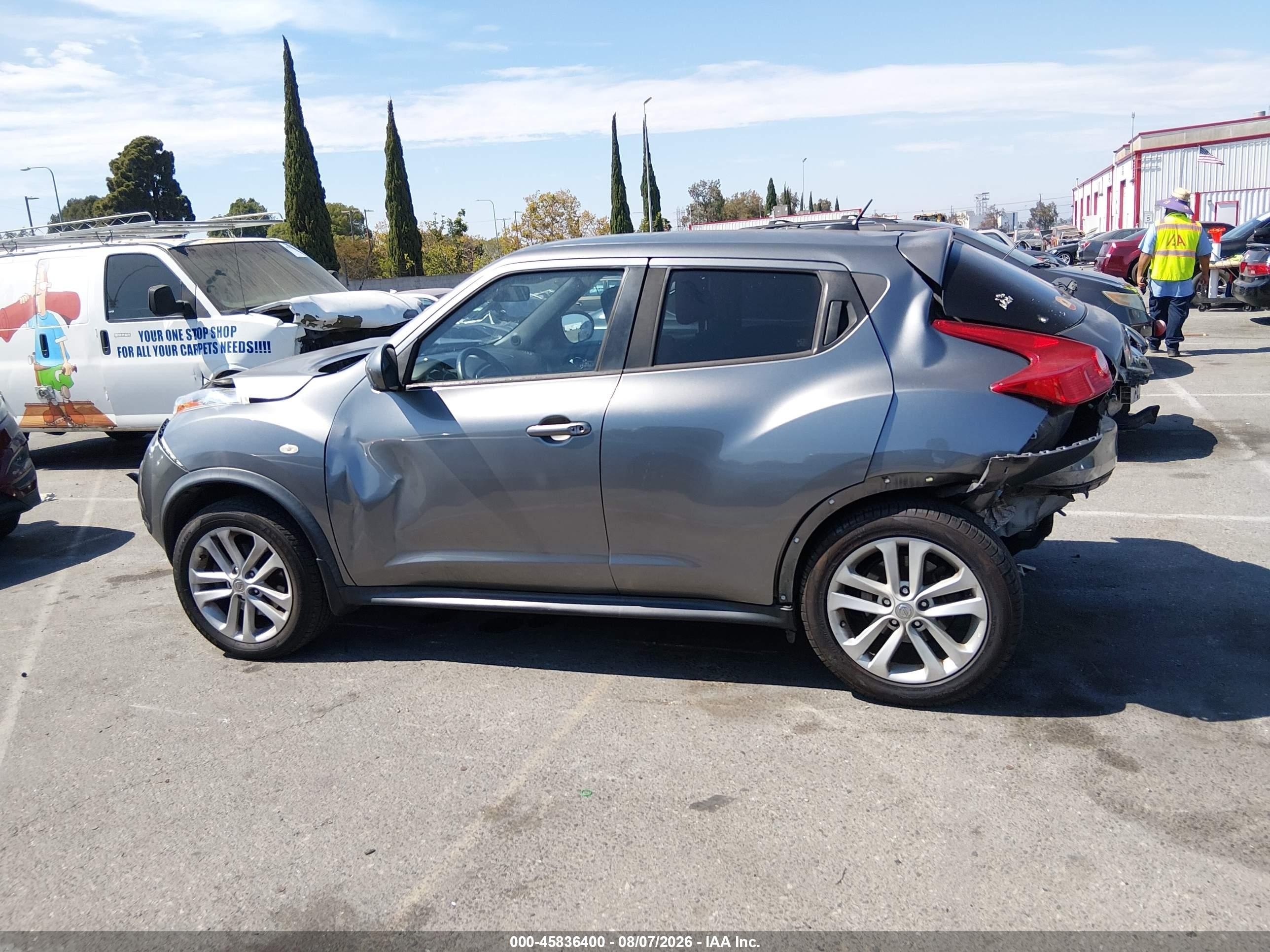 2014 Nissan Juke Sv Gray vin: JN8AF5MR4ET350153