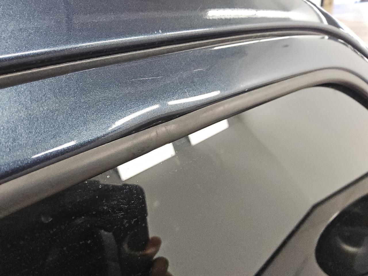 2014 Nissan Juke S Gray vin: JN8AF5MR4ET361119 Damage: Right Front Door, Dent(S) W/ Paint Dmg, 1 To 2 Inches