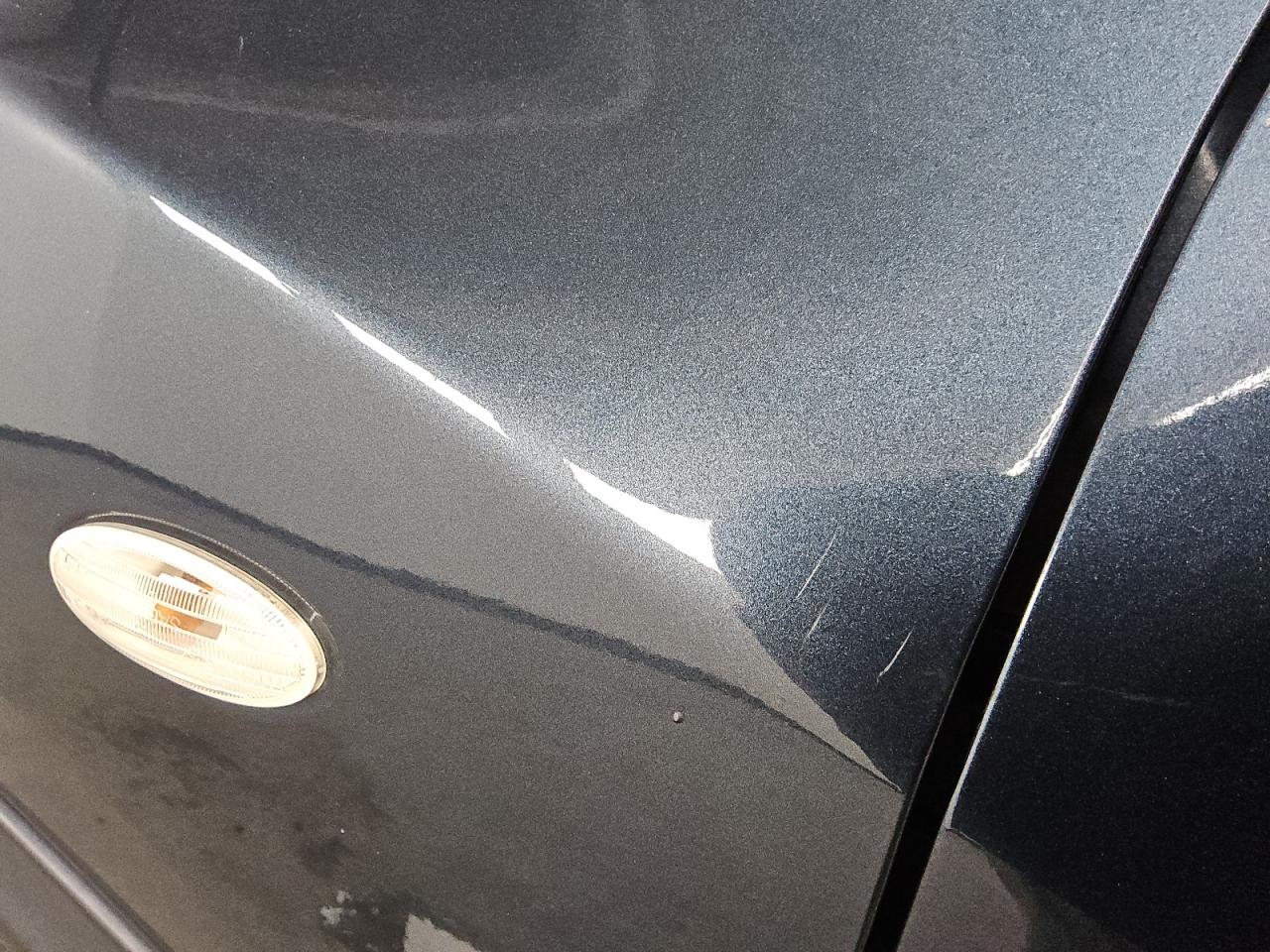 2014 Nissan Juke S Gray vin: JN8AF5MR4ET361119 Damage: Left Front Fender, Scuffed, 1 To 2 Inches