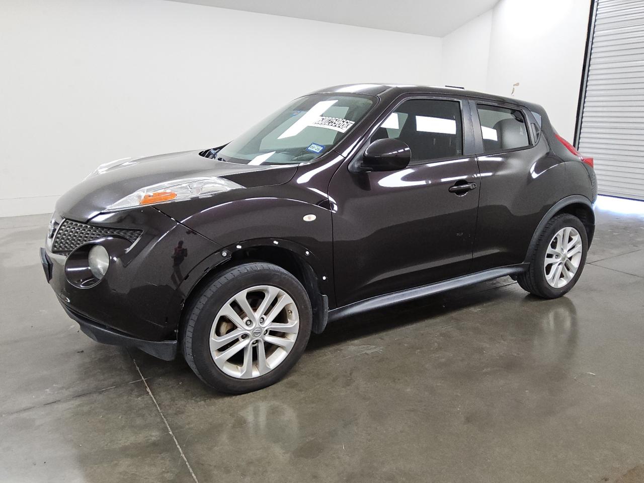 2014 Nissan Juke S Brown vin: JN8AF5MR4ET452116 Damage: Left Front Tire, Worn, Replacement Required