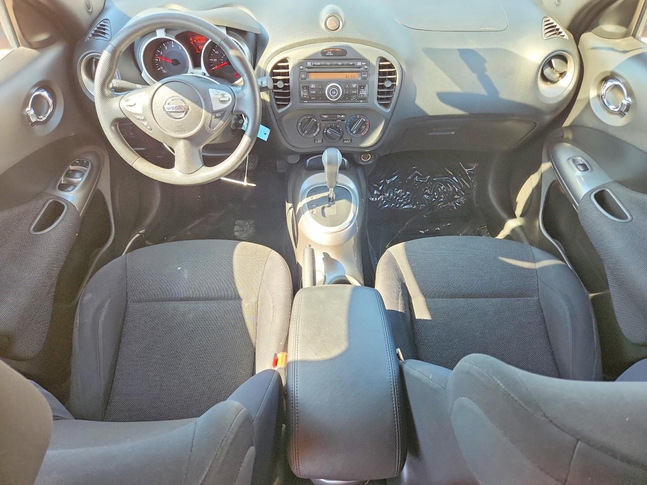 2014 Nissan Juke S Red vin: JN8AF5MR4ET454352