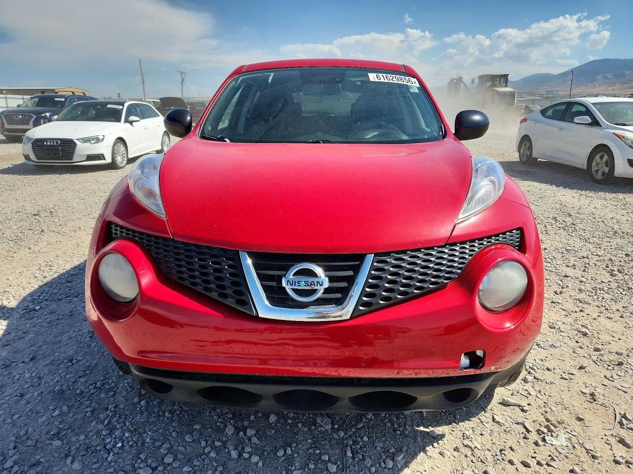 2014 Nissan Juke S Red vin: JN8AF5MR4ET454352