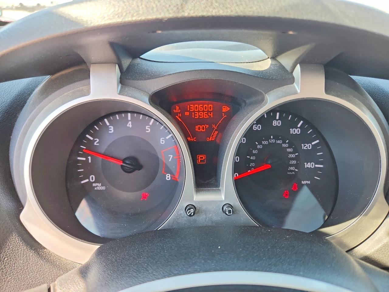 2014 Nissan Juke S Red vin: JN8AF5MR4ET454352