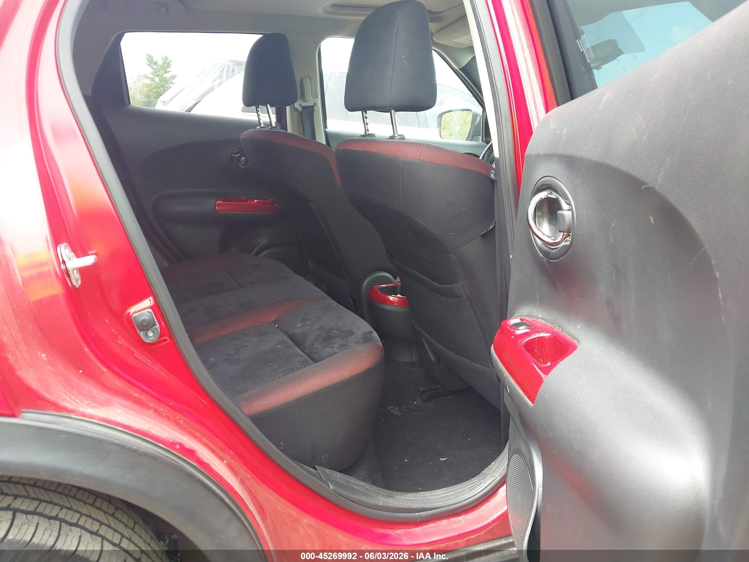 2015 Nissan Juke Sv Red vin: JN8AF5MR4FT507133