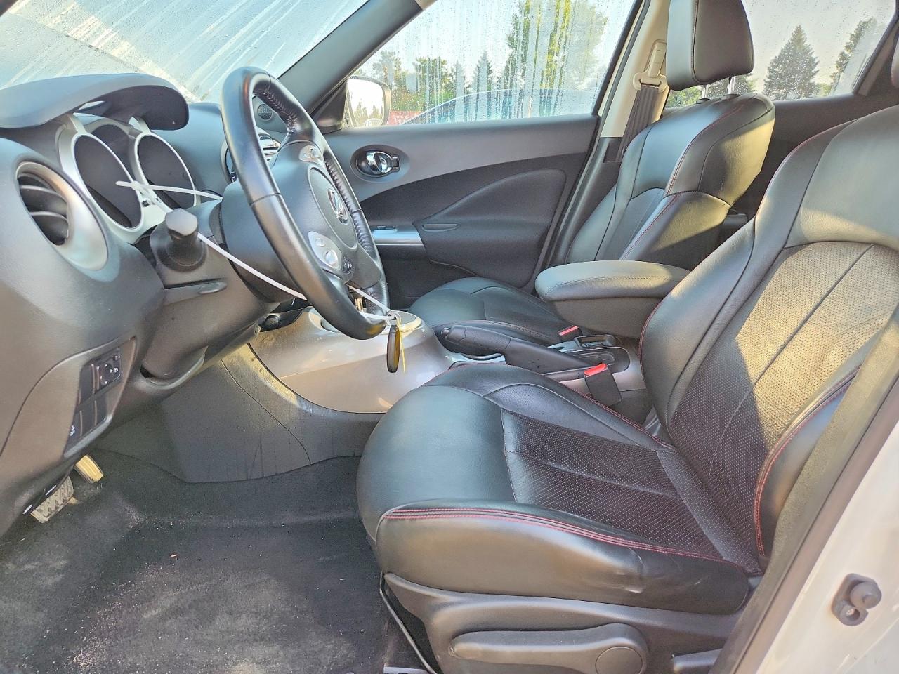 2015 Nissan Juke Sl Белый vin: JN8AF5MR4FT508105