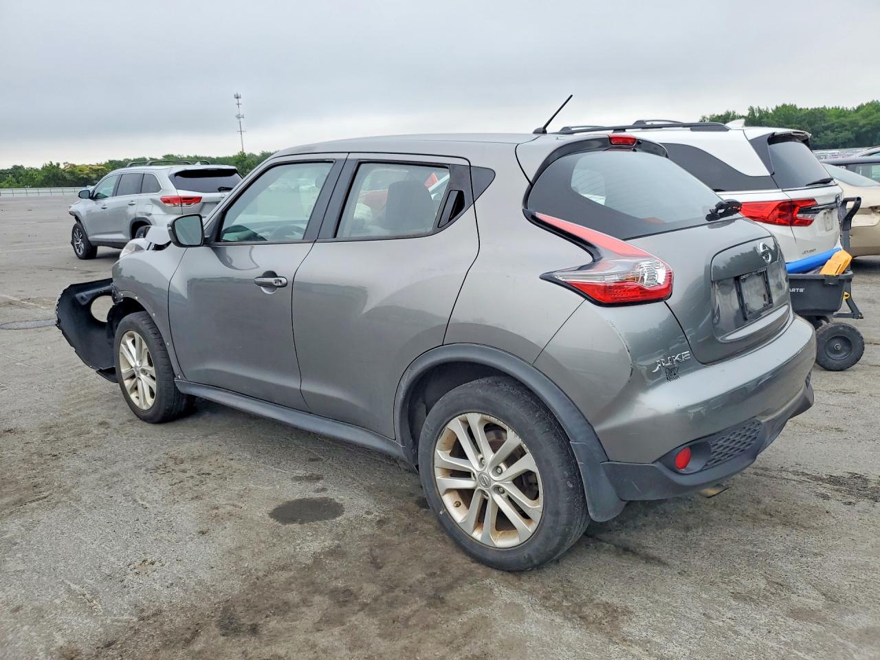 2015 Nissan Juke S Gray vin: JN8AF5MR4FT509657
