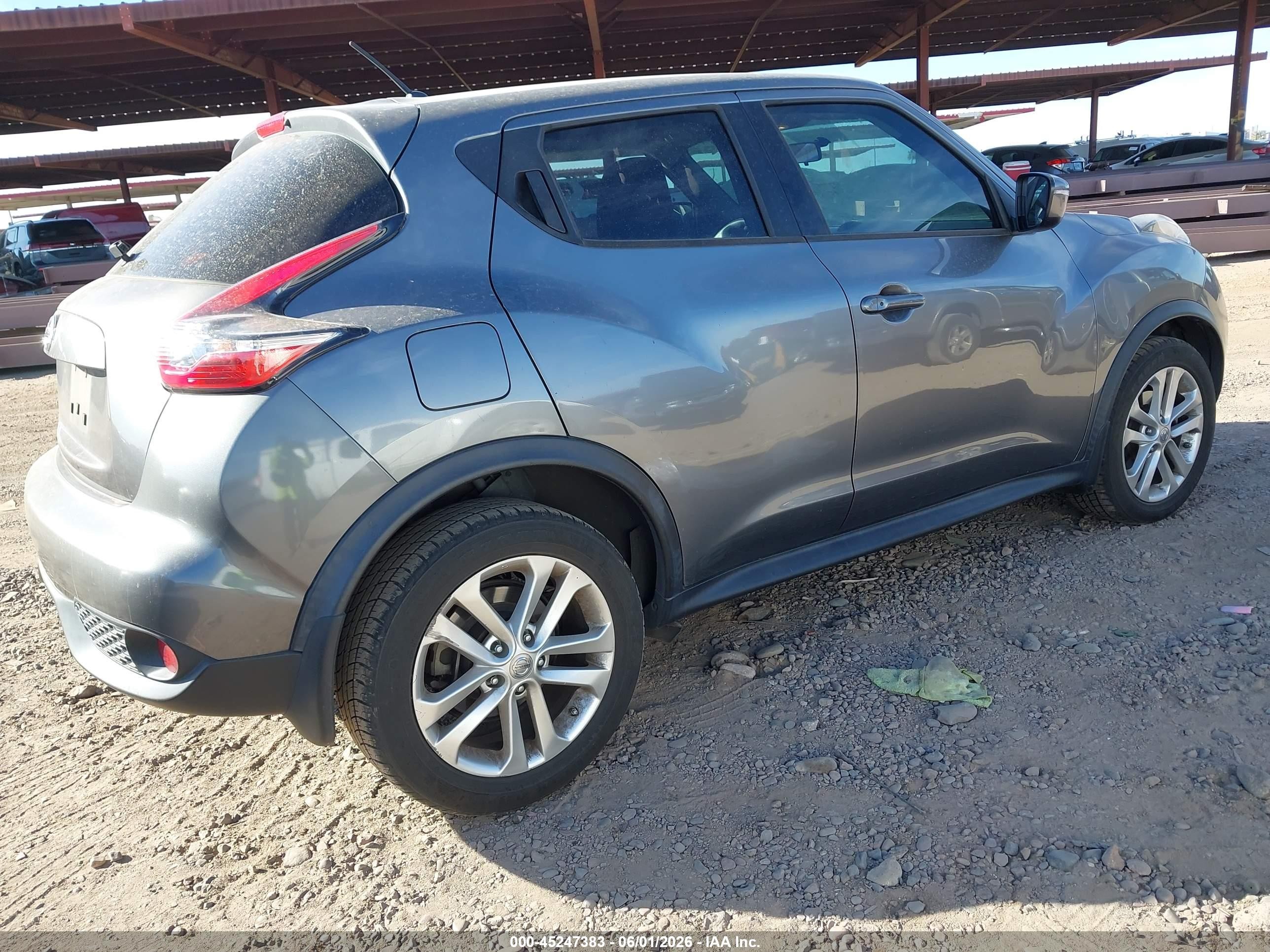 2015 Nissan Juke S Серый vin: JN8AF5MR4FT513126