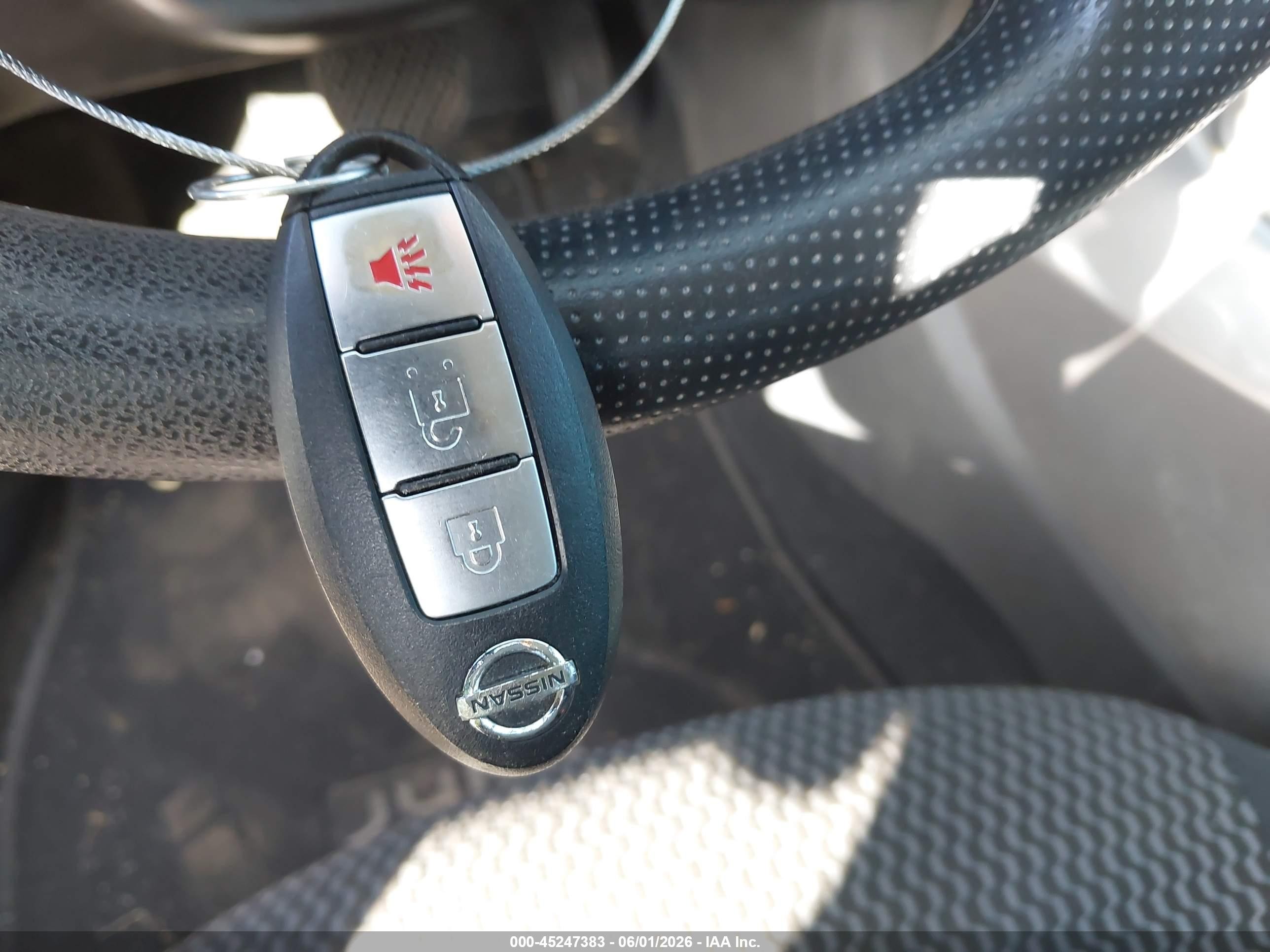 2015 Nissan Juke S Серый vin: JN8AF5MR4FT513126