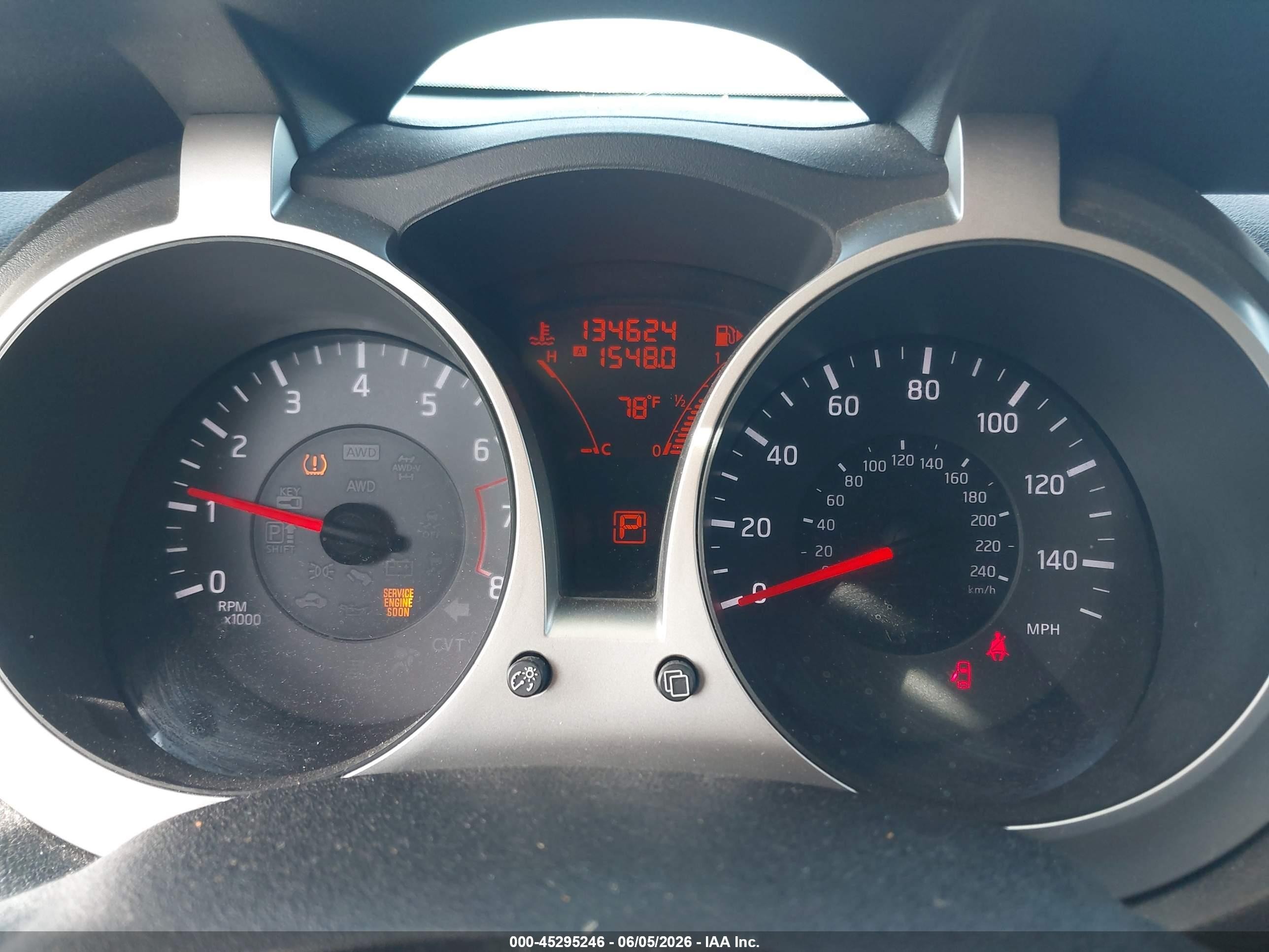 2011 Nissan Juke Sv Gray vin: JN8AF5MR5BT013129