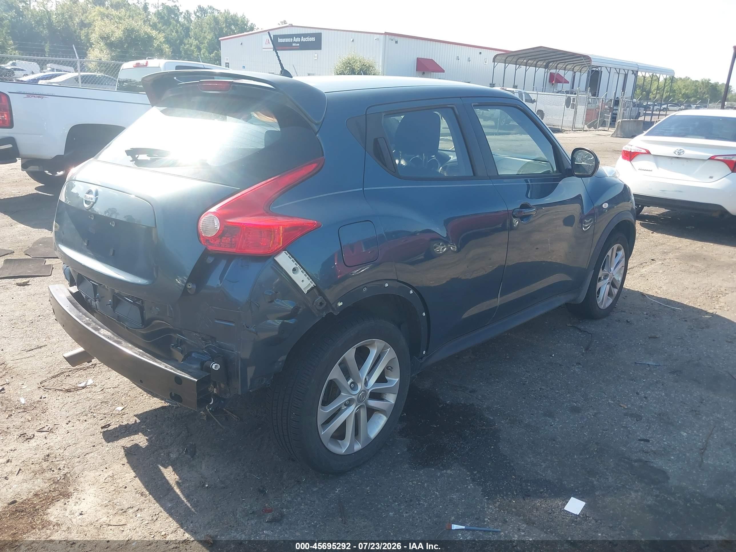 2011 Nissan Juke S Синий vin: JN8AF5MR5BT016872