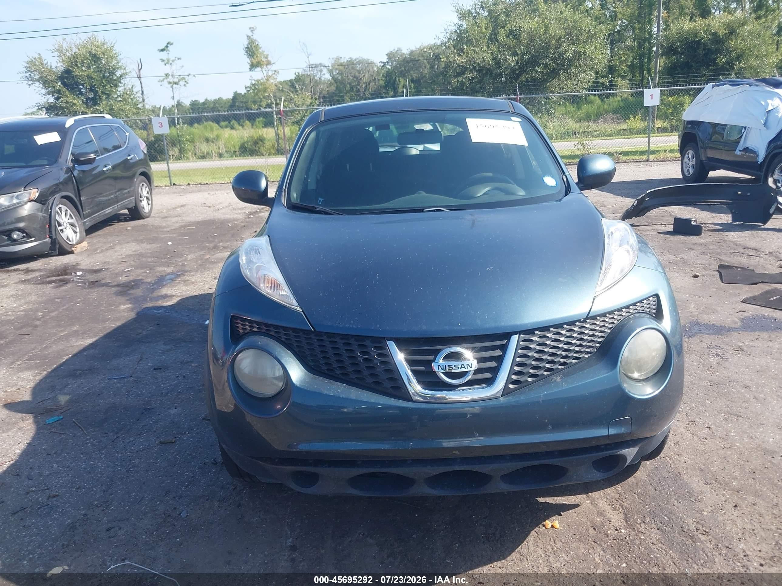 2011 Nissan Juke S Синий vin: JN8AF5MR5BT016872