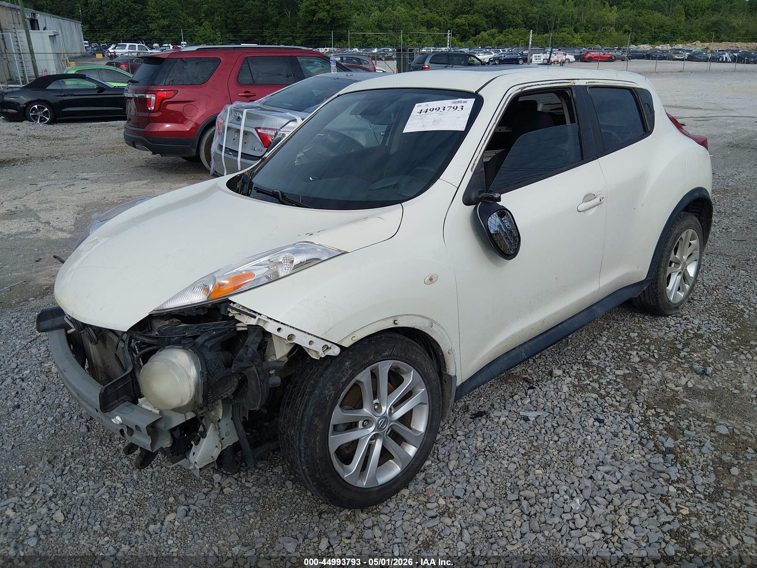 2011 Nissan Juke Sv White vin: JN8AF5MR5BT018198