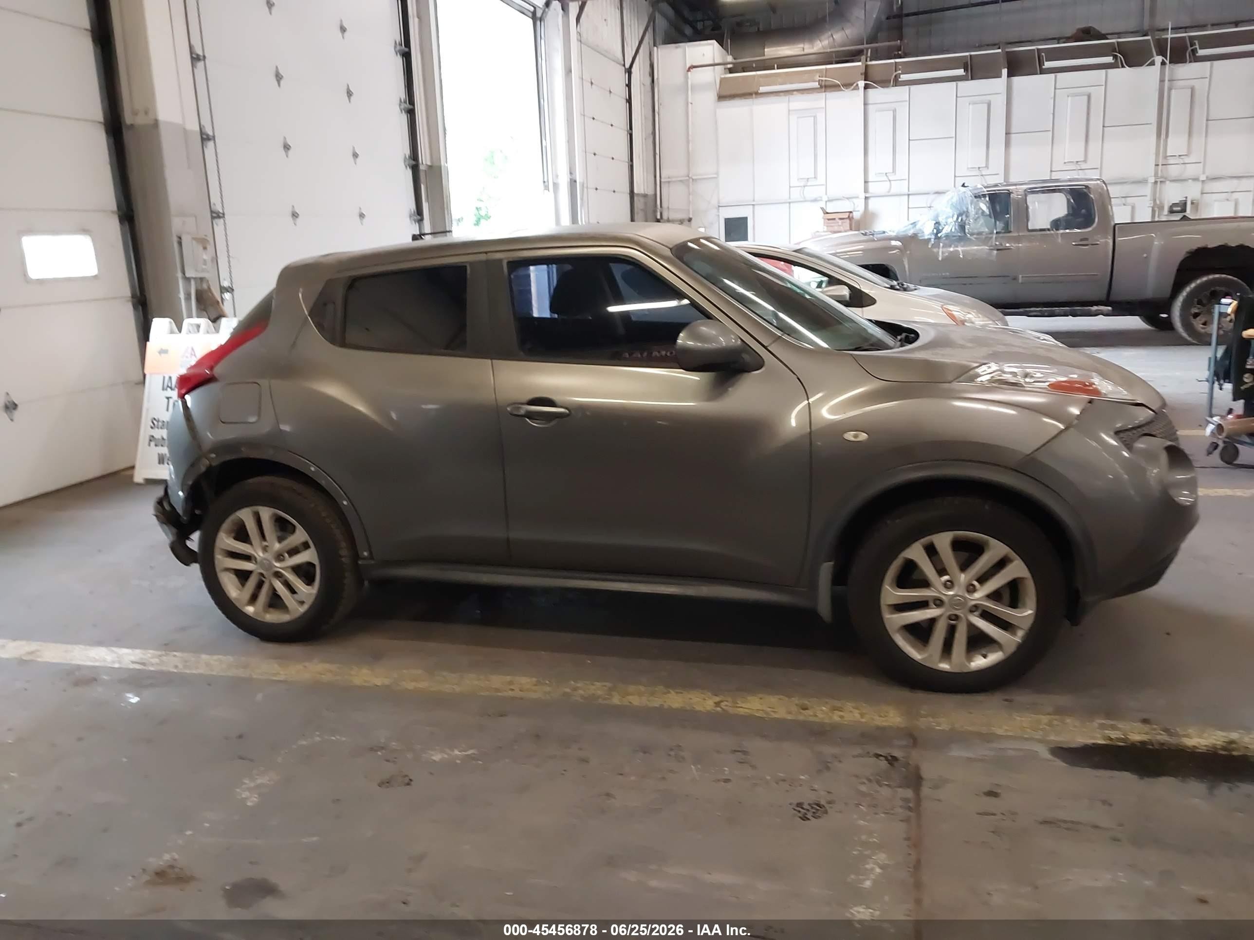 2012 Nissan Juke S Gray vin: JN8AF5MR5CT101972