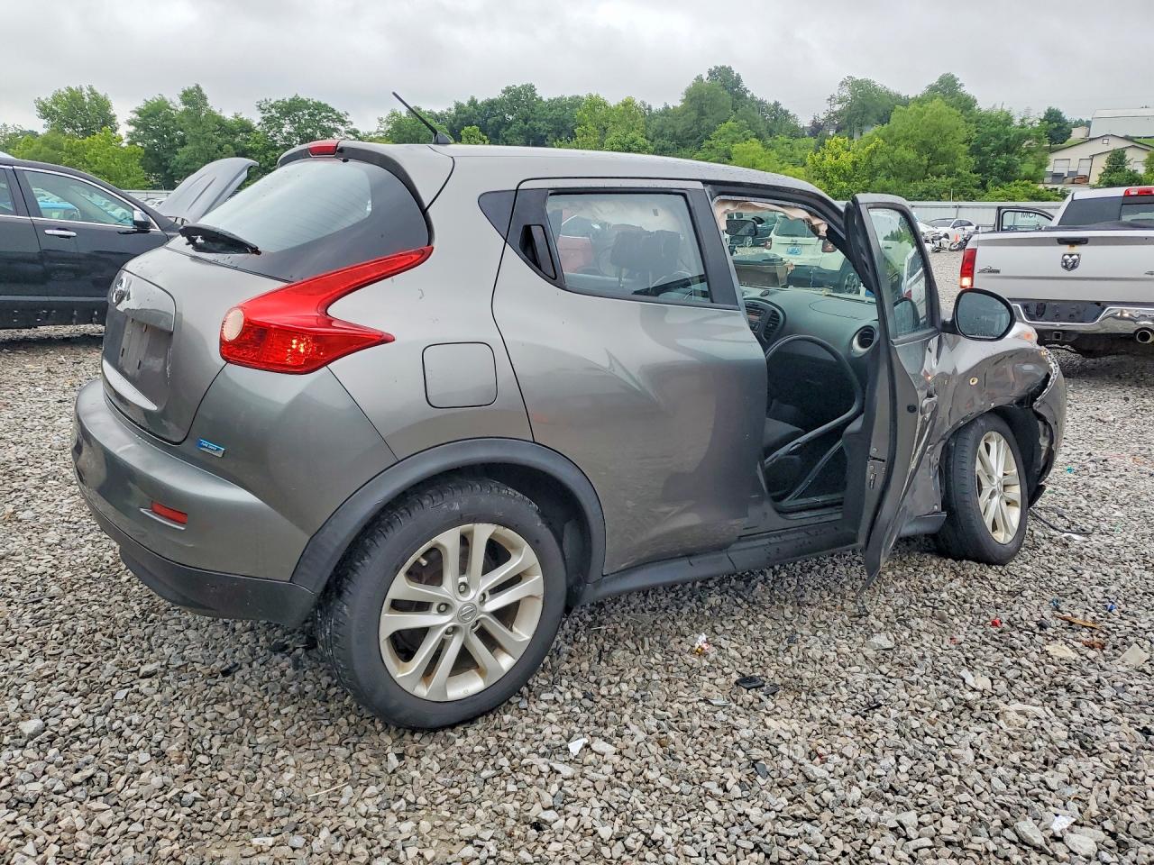 2012 Nissan Juke Gray vin: JN8AF5MR5CT107593
