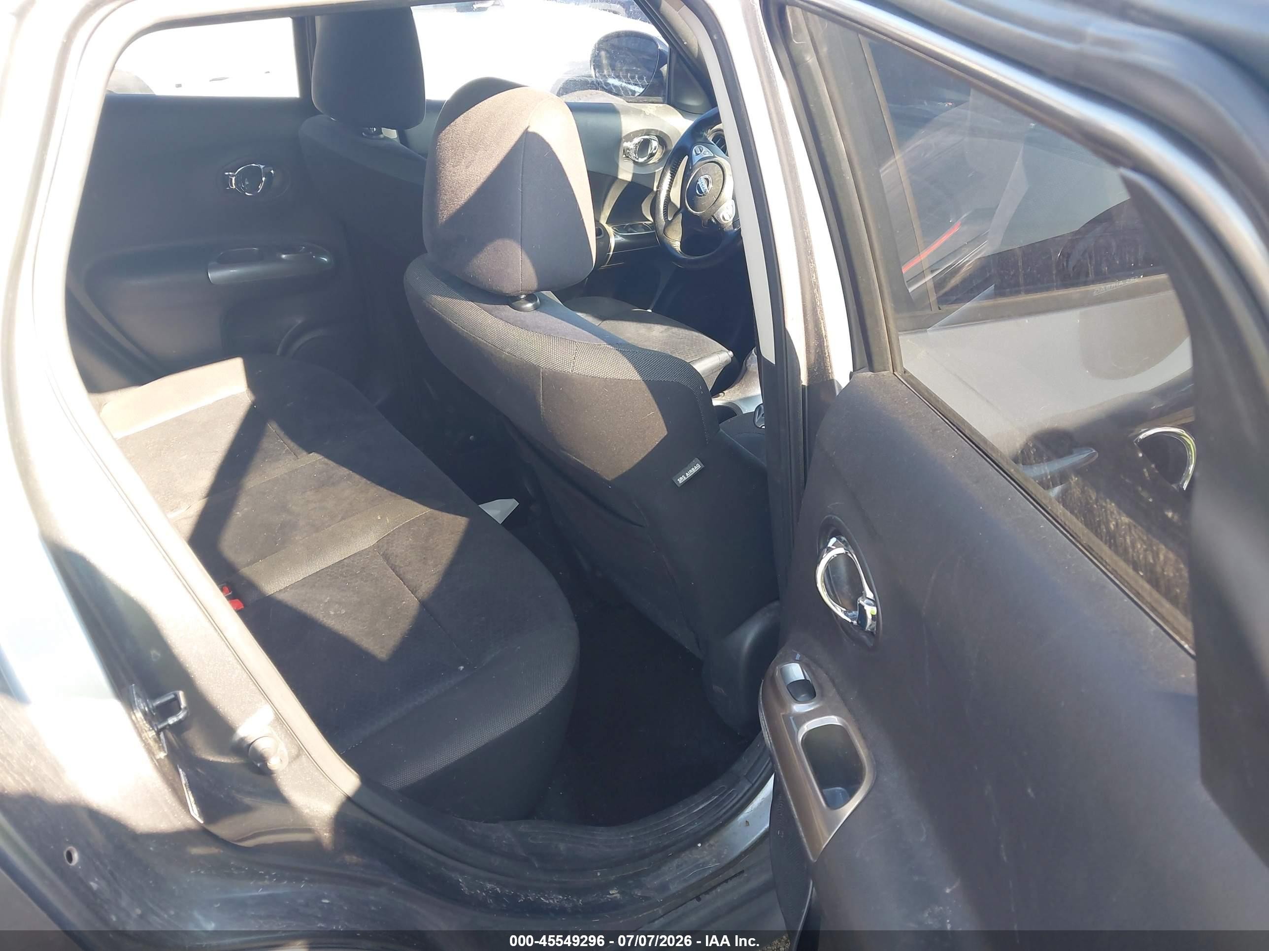 2012 Nissan Juke Sv Gray vin: JN8AF5MR5CT109876