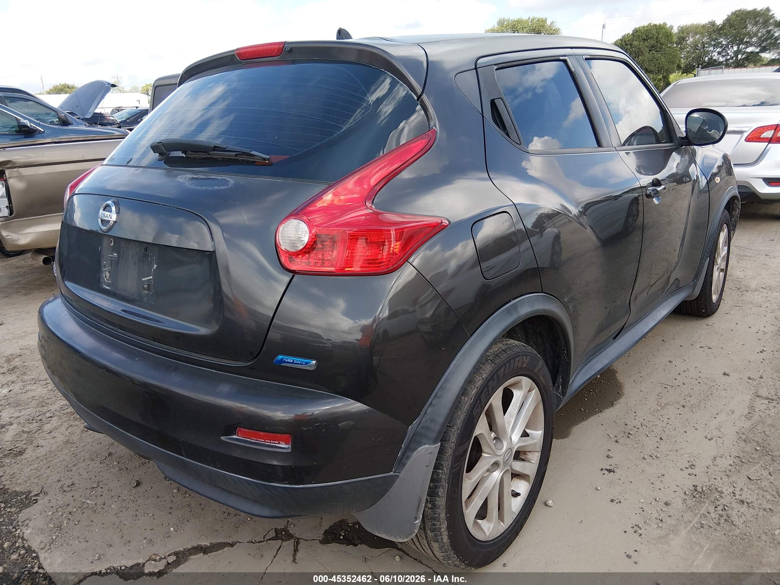 2012 Nissan Juke S Black vin: JN8AF5MR5CT115130