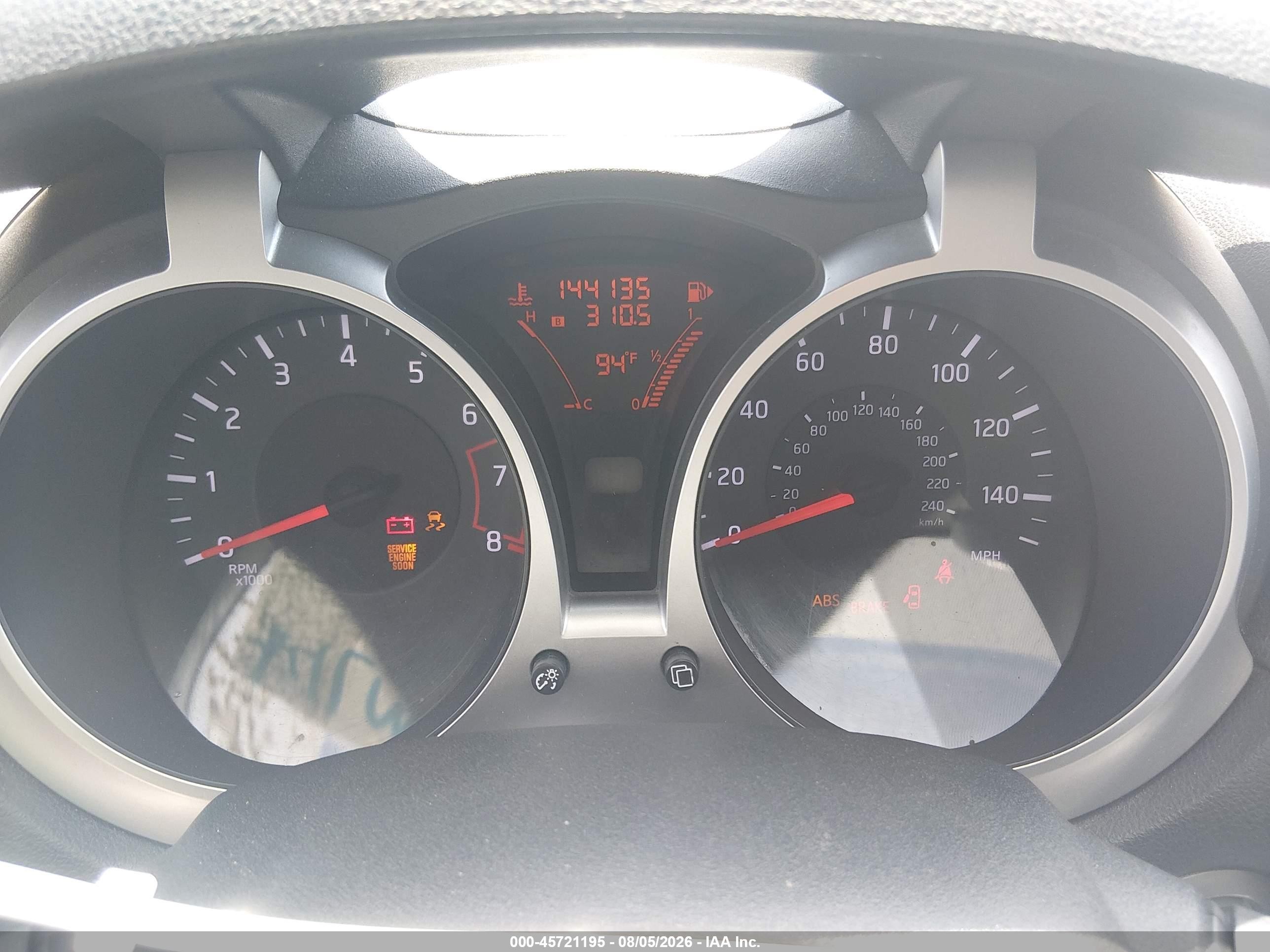 2013 Nissan Juke Sv Silver vin: JN8AF5MR5DT201944