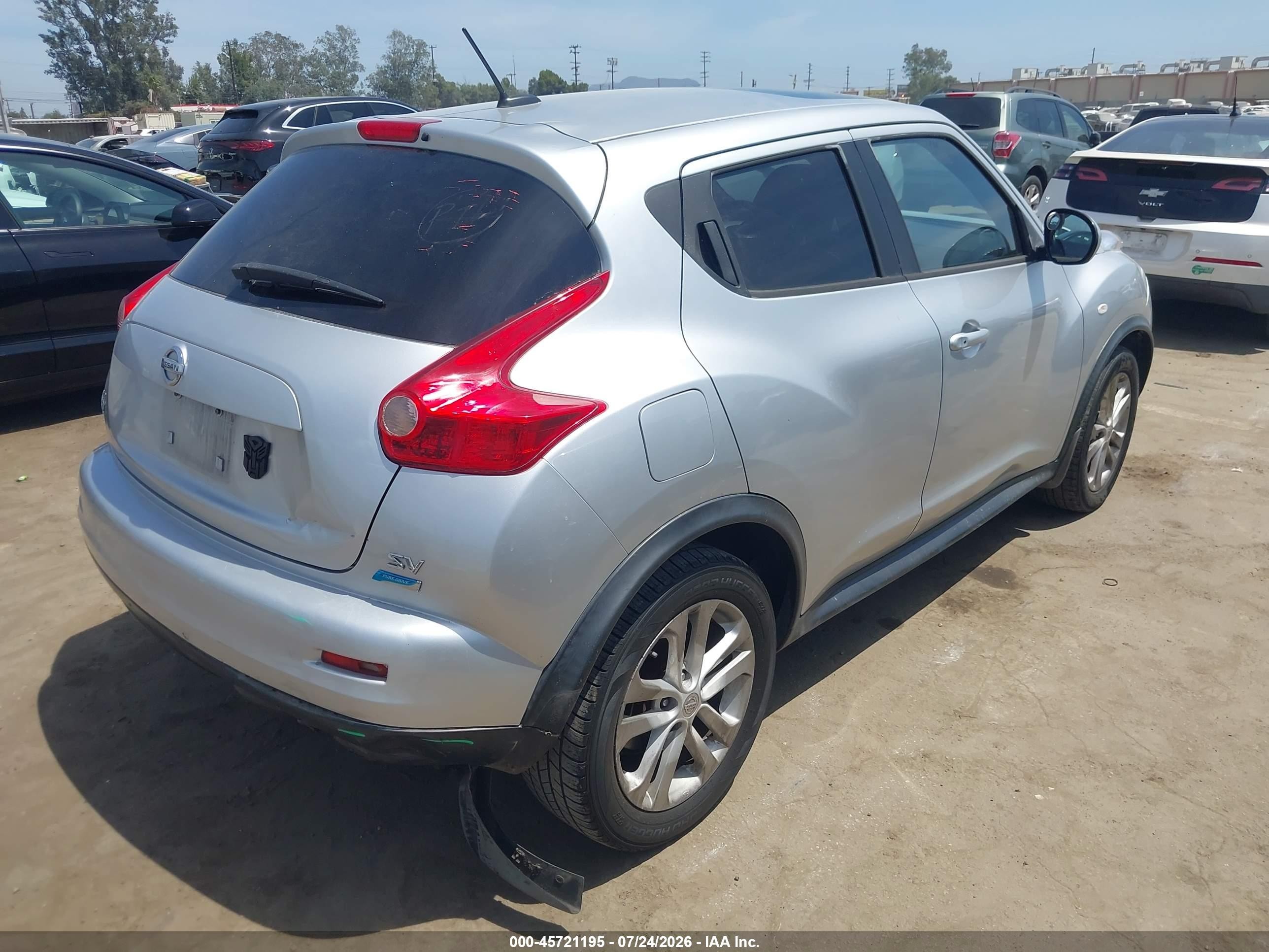 2013 Nissan Juke Sv Silver vin: JN8AF5MR5DT201944