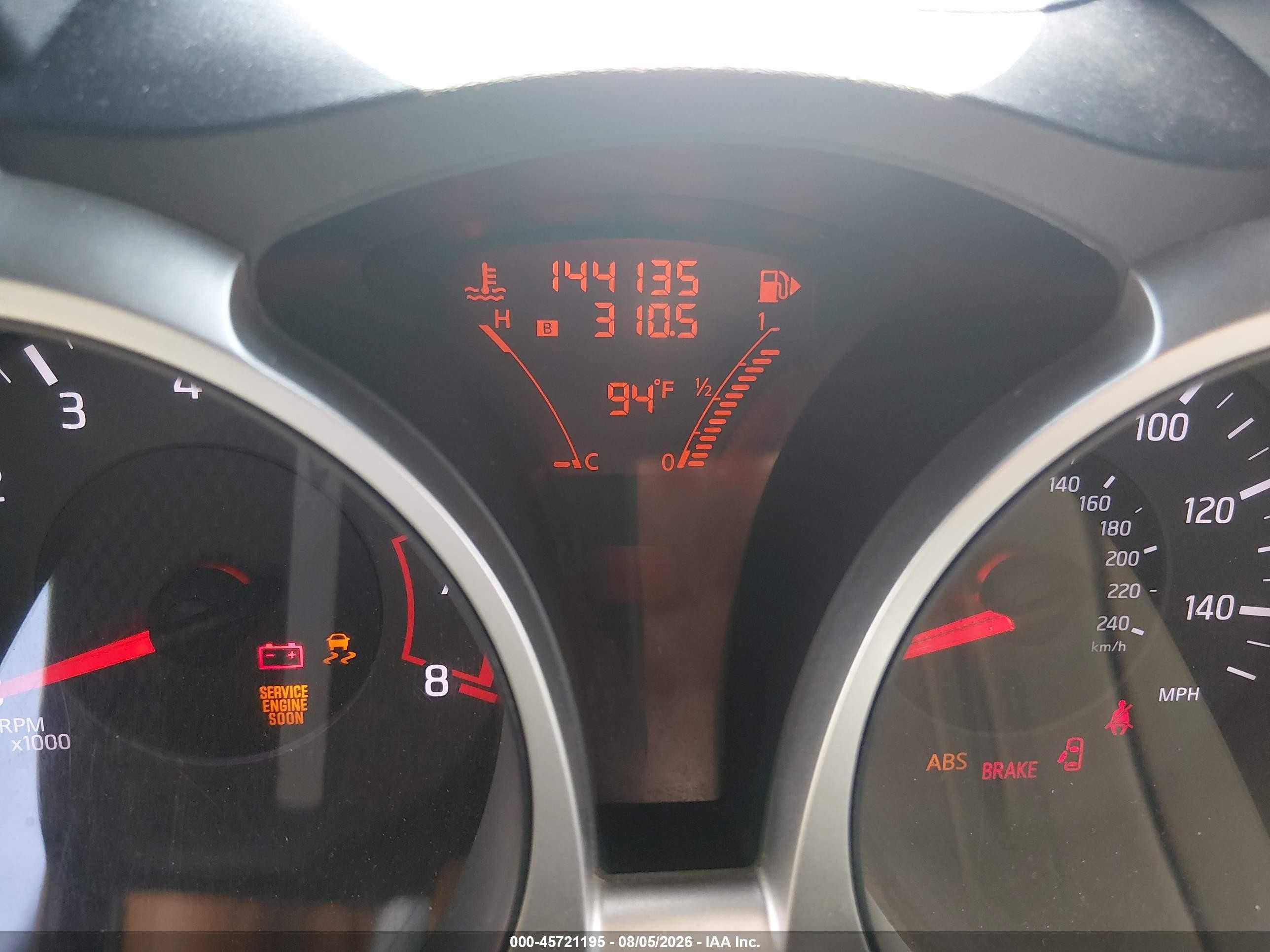 2013 Nissan Juke Sv Silver vin: JN8AF5MR5DT201944