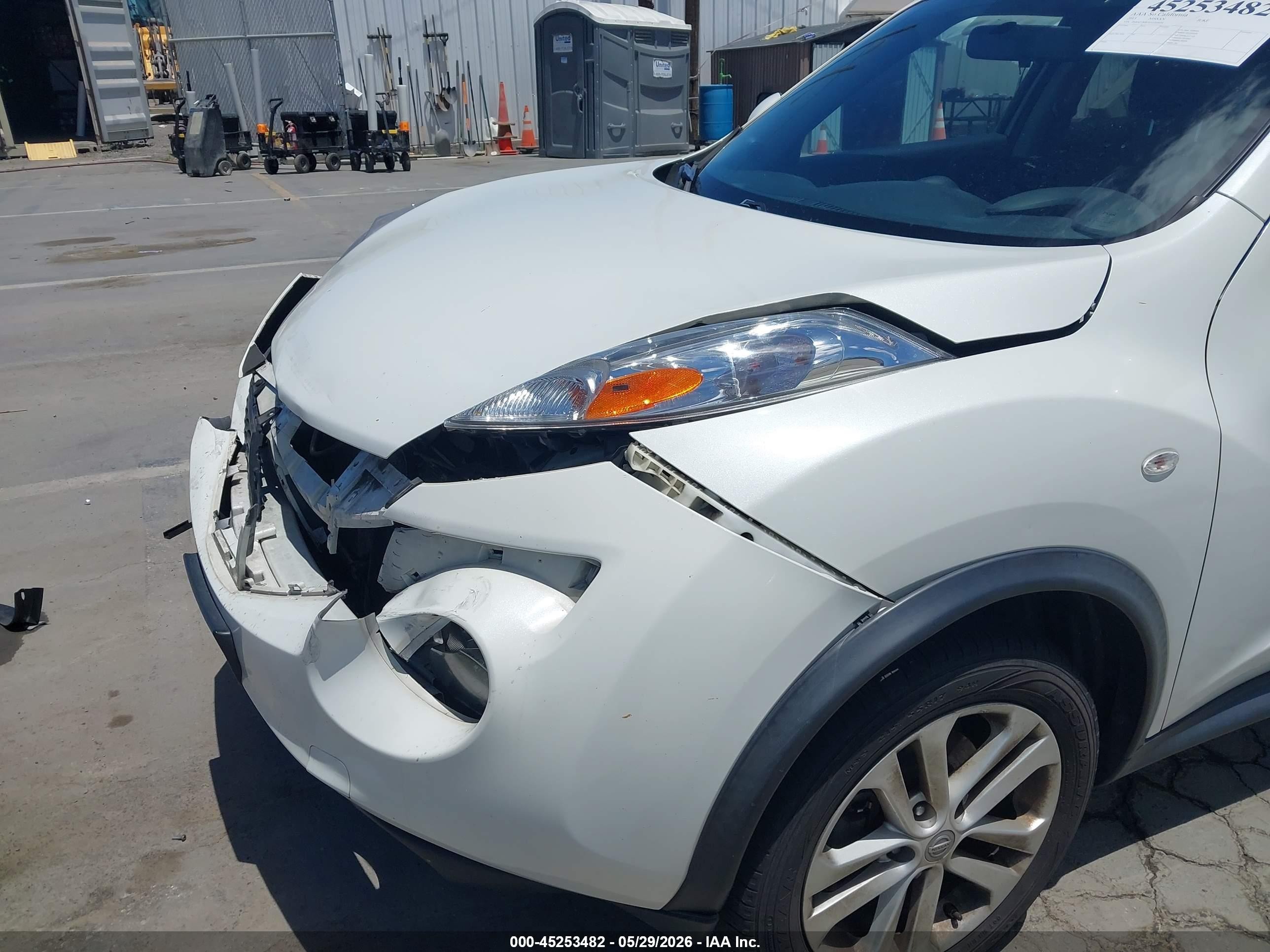 2013 Nissan Juke Sv Black vin: JN8AF5MR5DT205654