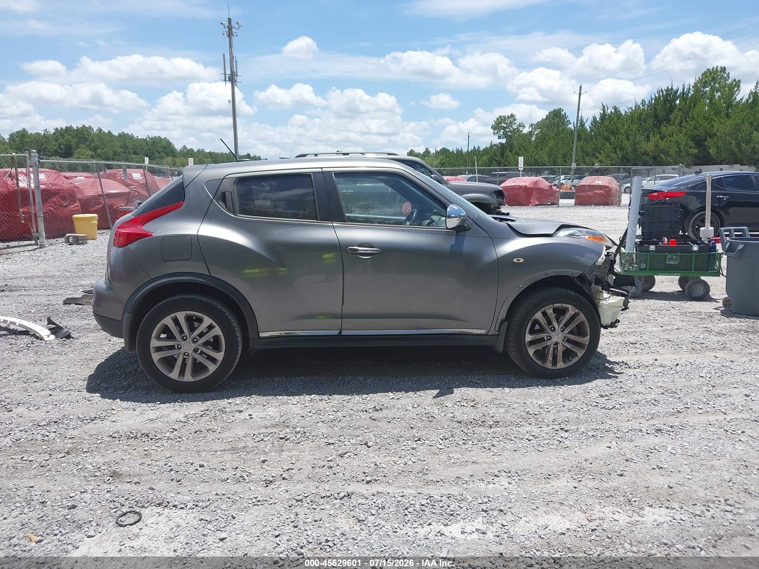 2013 Nissan Juke Sv Gray vin: JN8AF5MR5DT215004