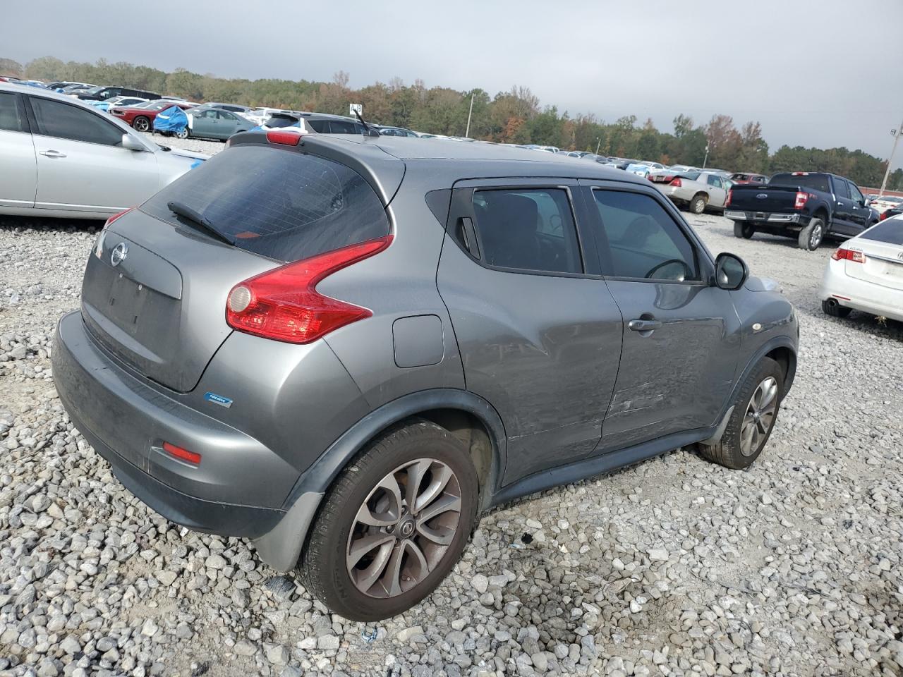 2013 Nissan Juke S Silver vin: JN8AF5MR5DT215875