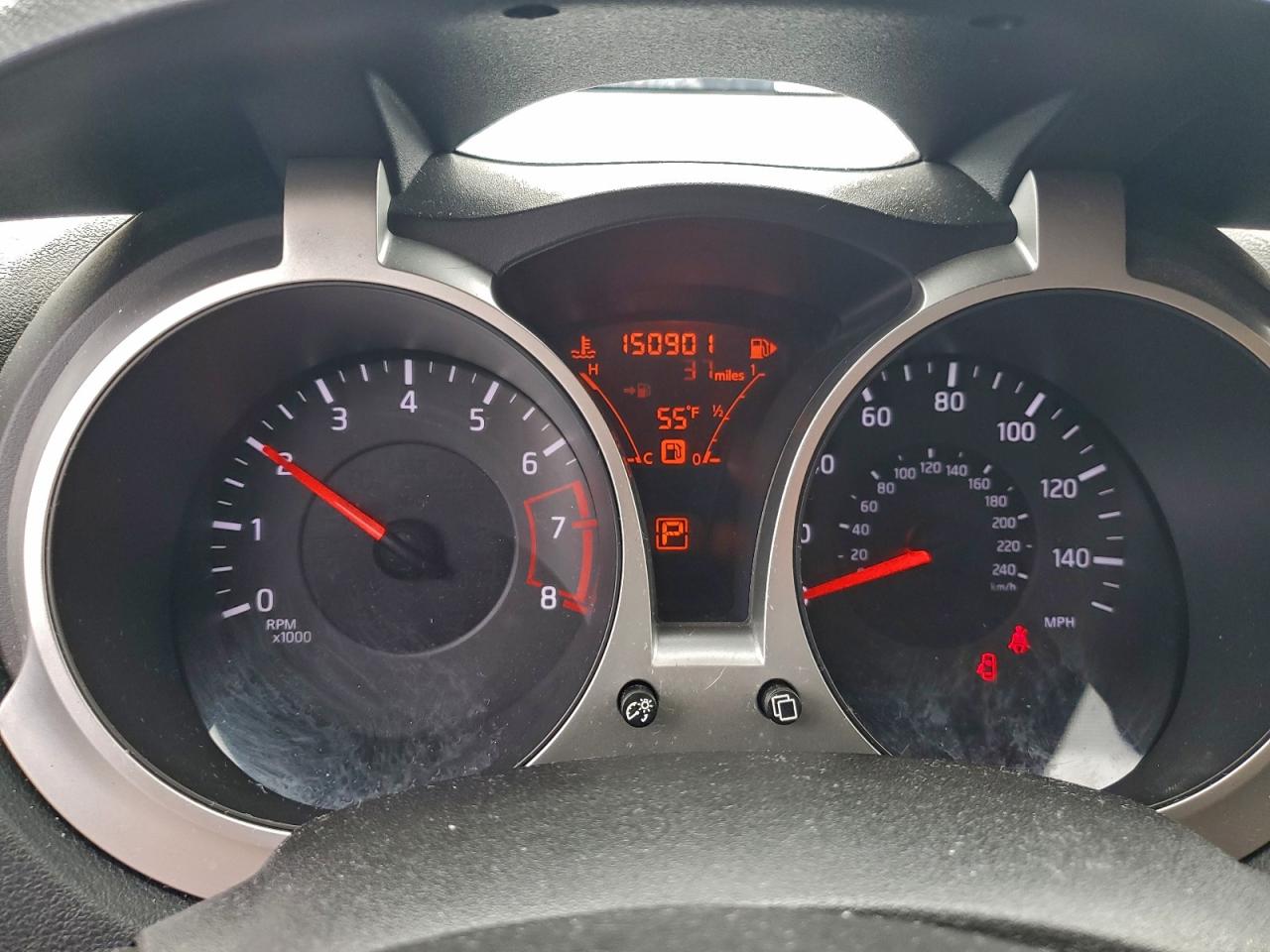 2013 Nissan Juke S Silver vin: JN8AF5MR5DT215875