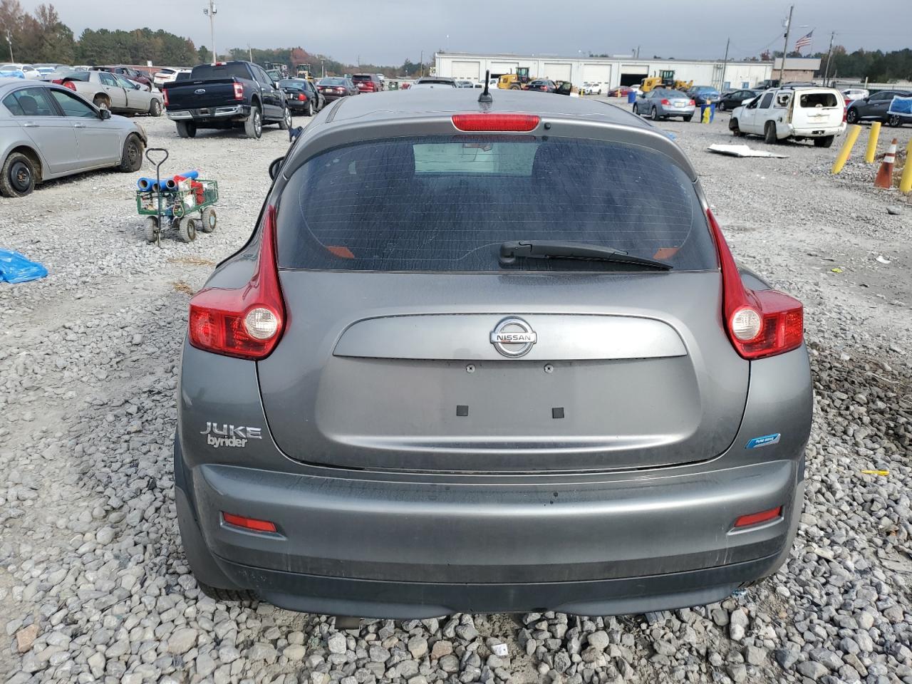2013 Nissan Juke S Silver vin: JN8AF5MR5DT215875