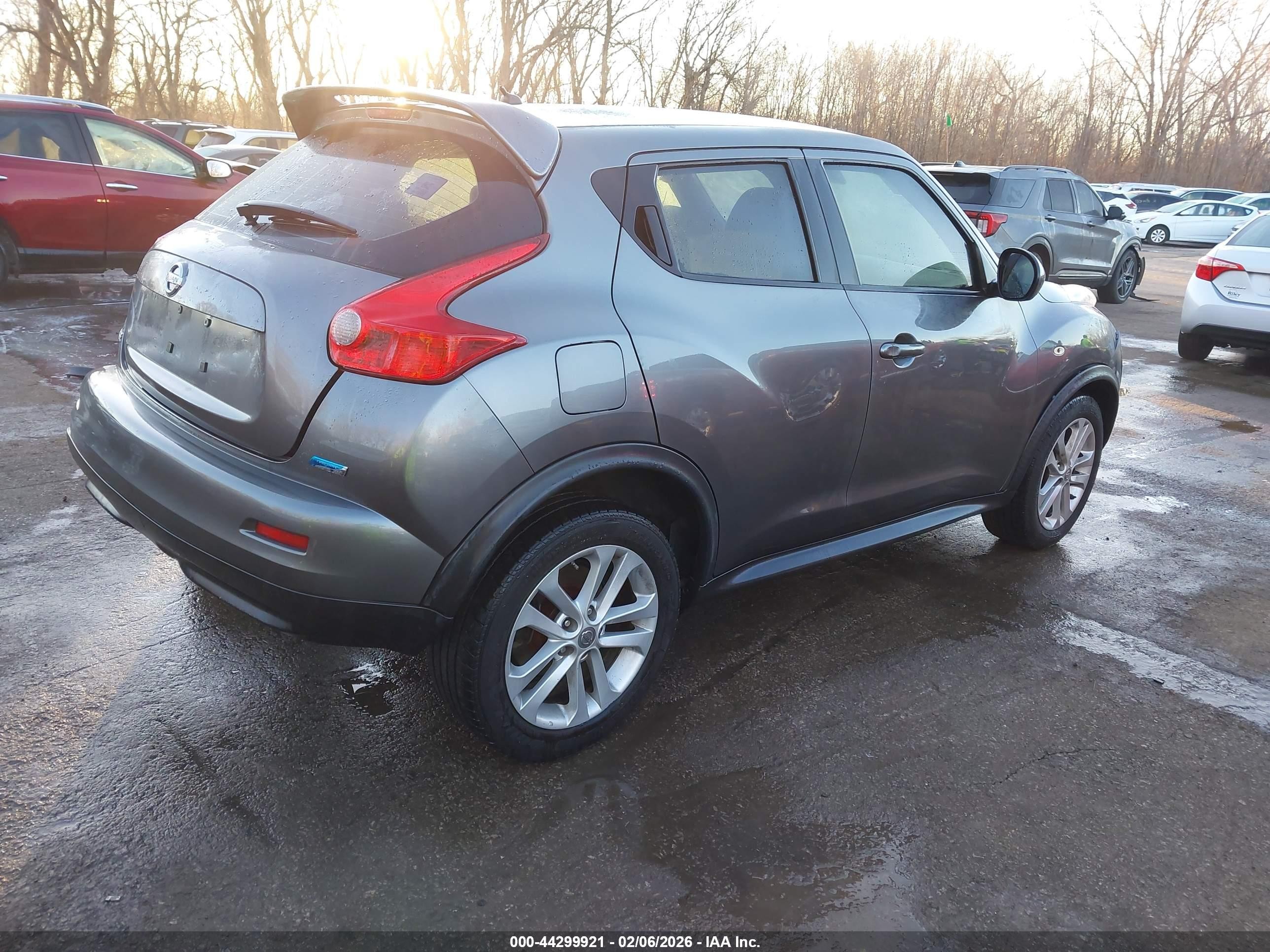 2013 Nissan Juke S Gray vin: JN8AF5MR5DT219389