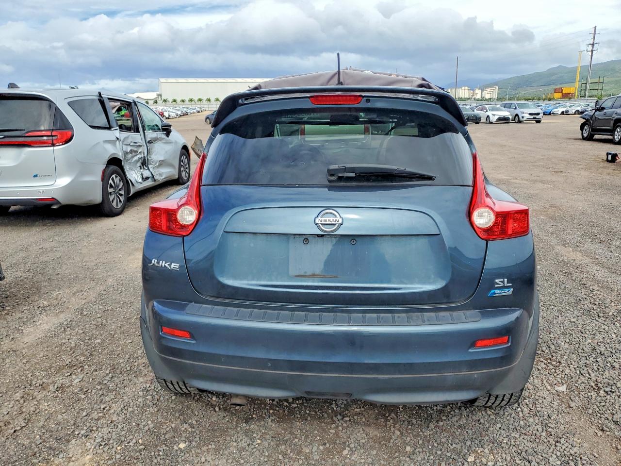 2014 Nissan Juke S Blue vin: JN8AF5MR5ET362330