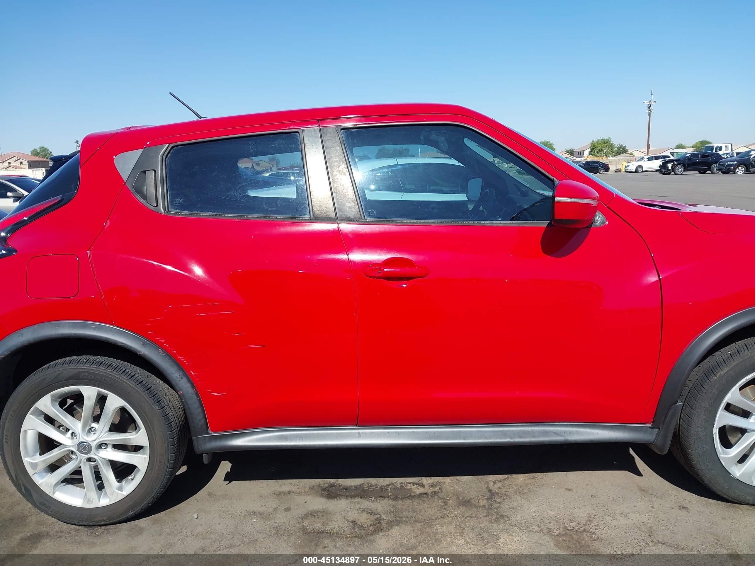 2015 Nissan Juke S Red vin: JN8AF5MR5FT509215