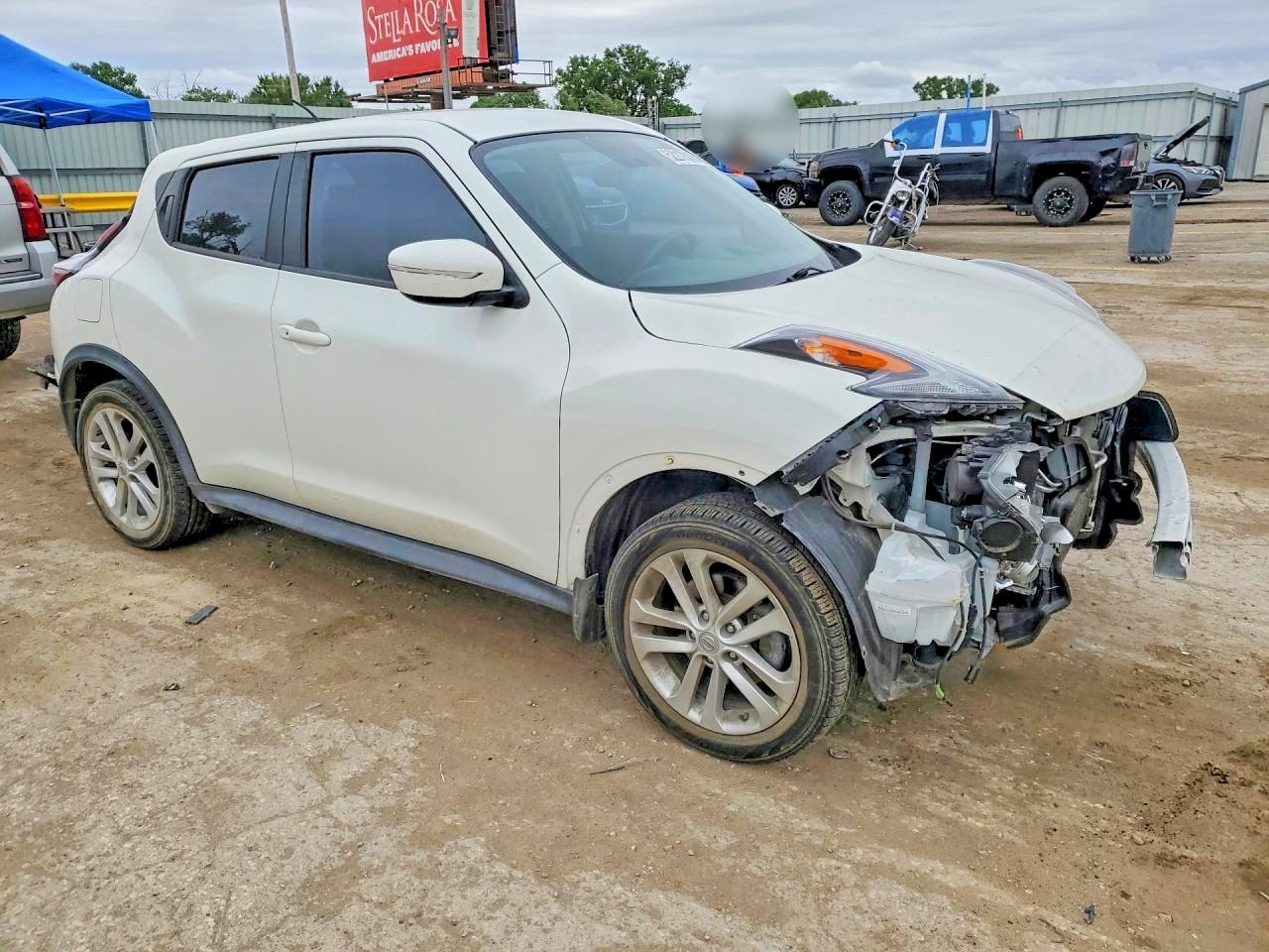 2015 Nissan Juke S White vin: JN8AF5MR5FT512017
