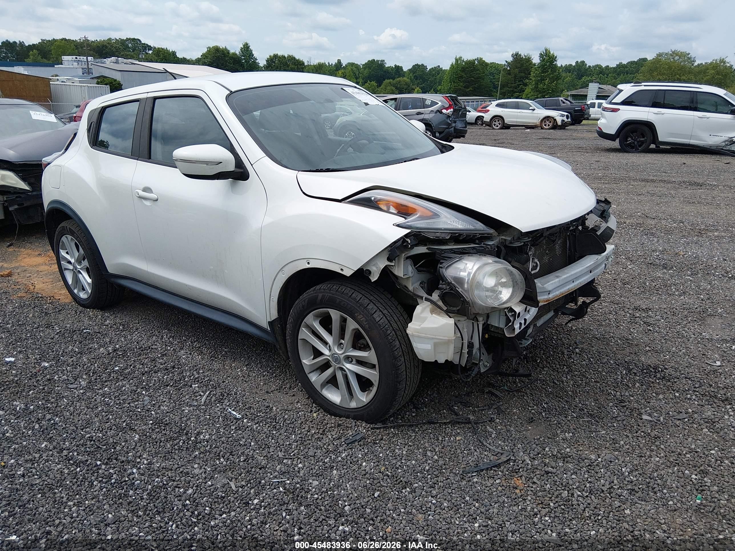 2015 Nissan Juke S White vin: JN8AF5MR5FT513720