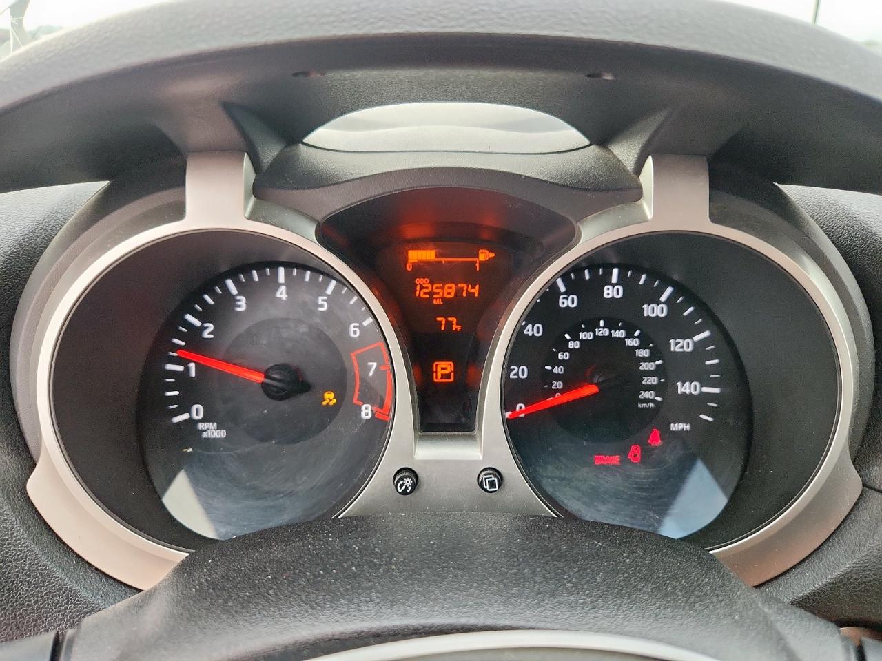 2017 Nissan Juke S White vin: JN8AF5MR5HT706212