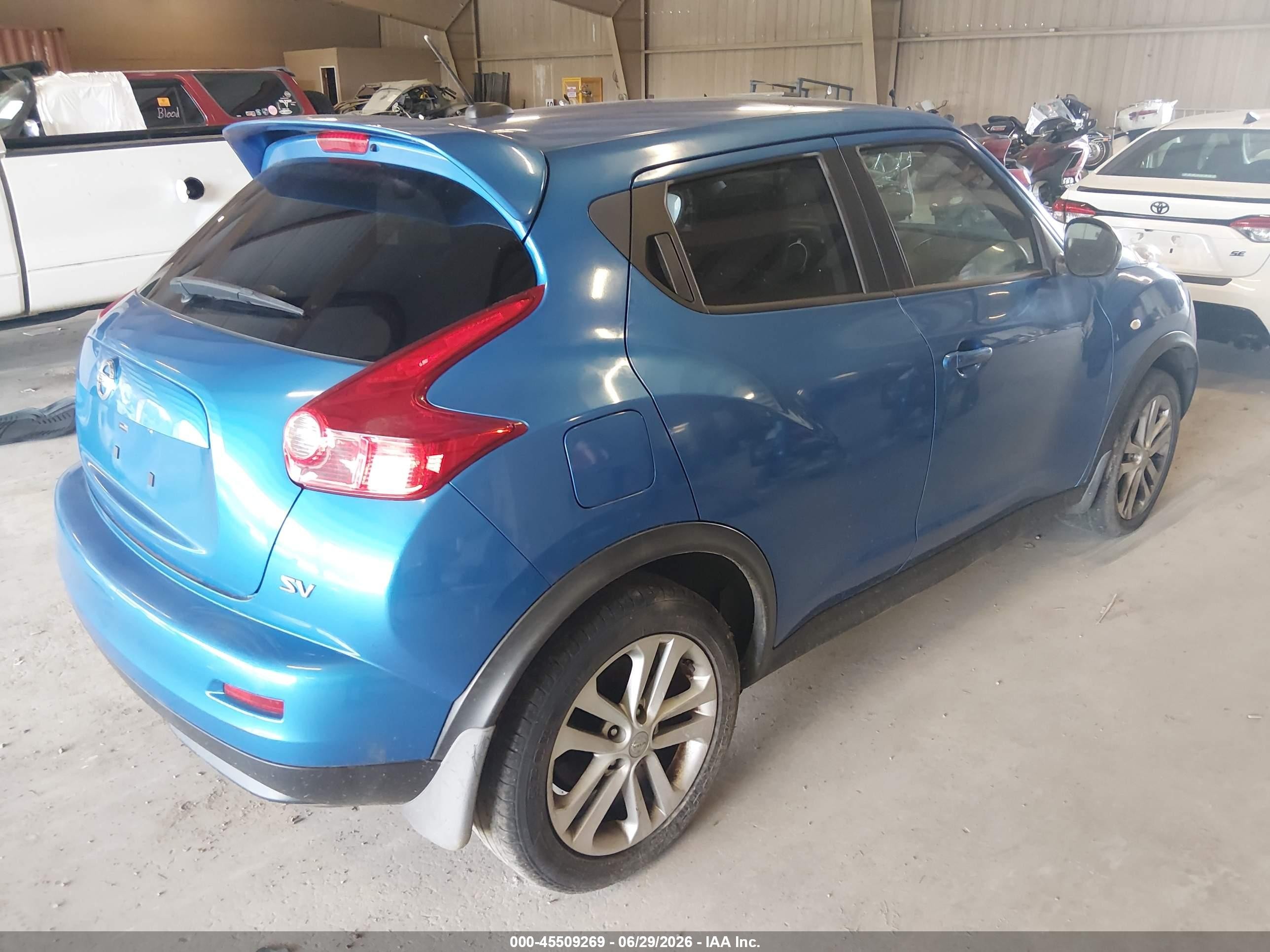 2011 Nissan Juke Sv Blue vin: JN8AF5MR6BT001958