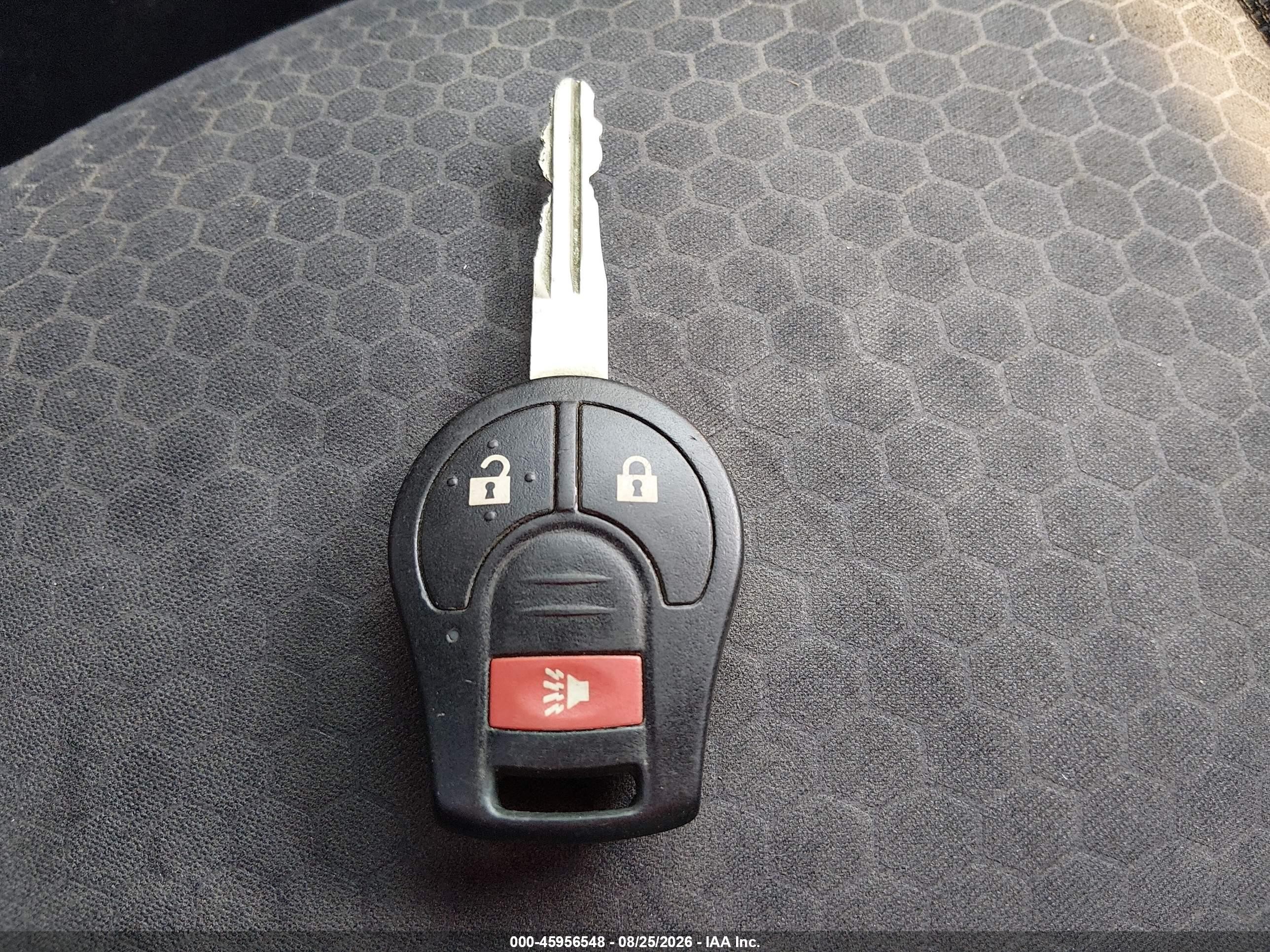2011 Nissan Juke S White vin: JN8AF5MR6BT002026