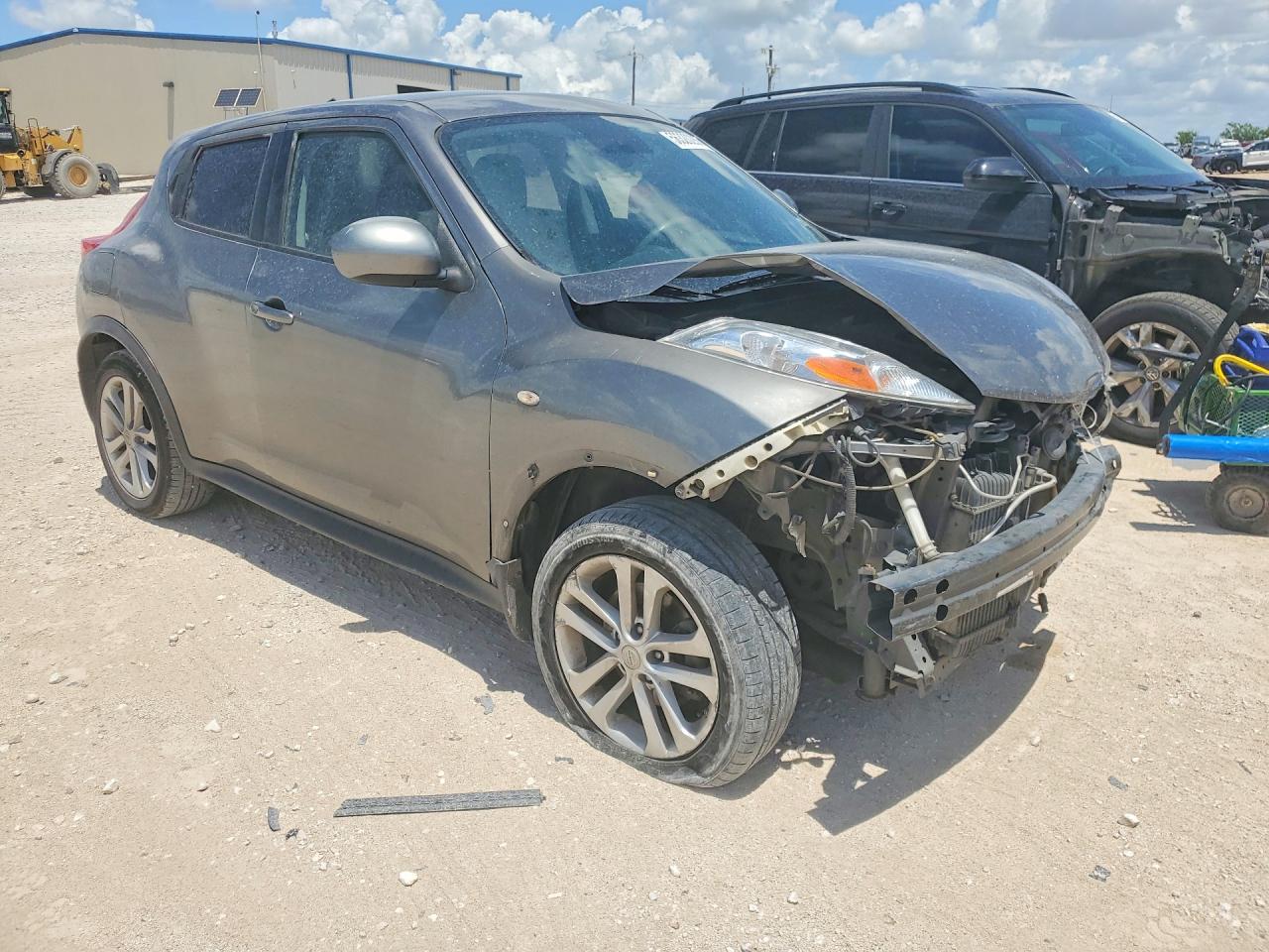 2011 Nissan Juke S Gray vin: JN8AF5MR6BT006500